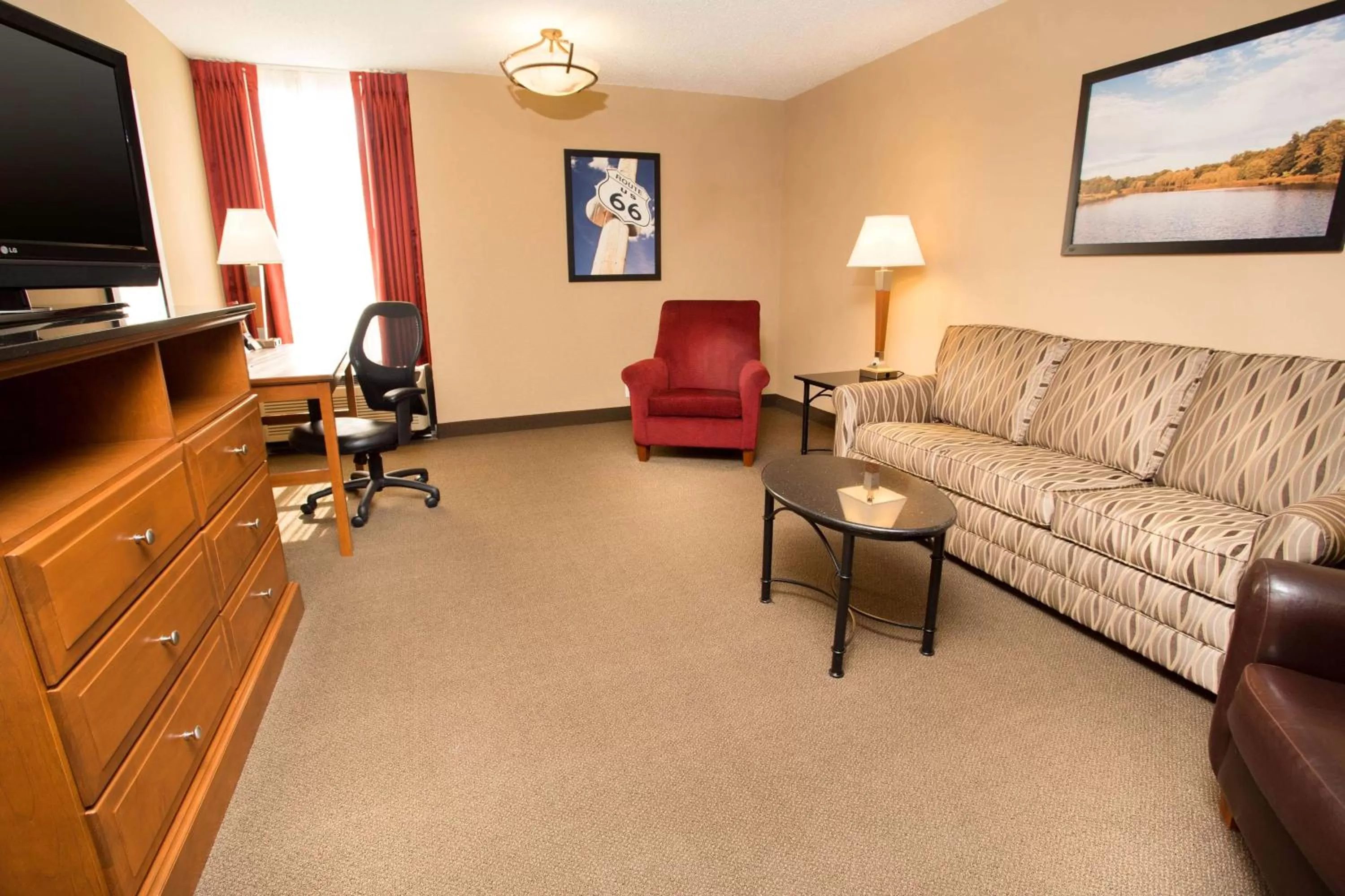 Superior King Suite in Drury Inn & Suites Springfield MO