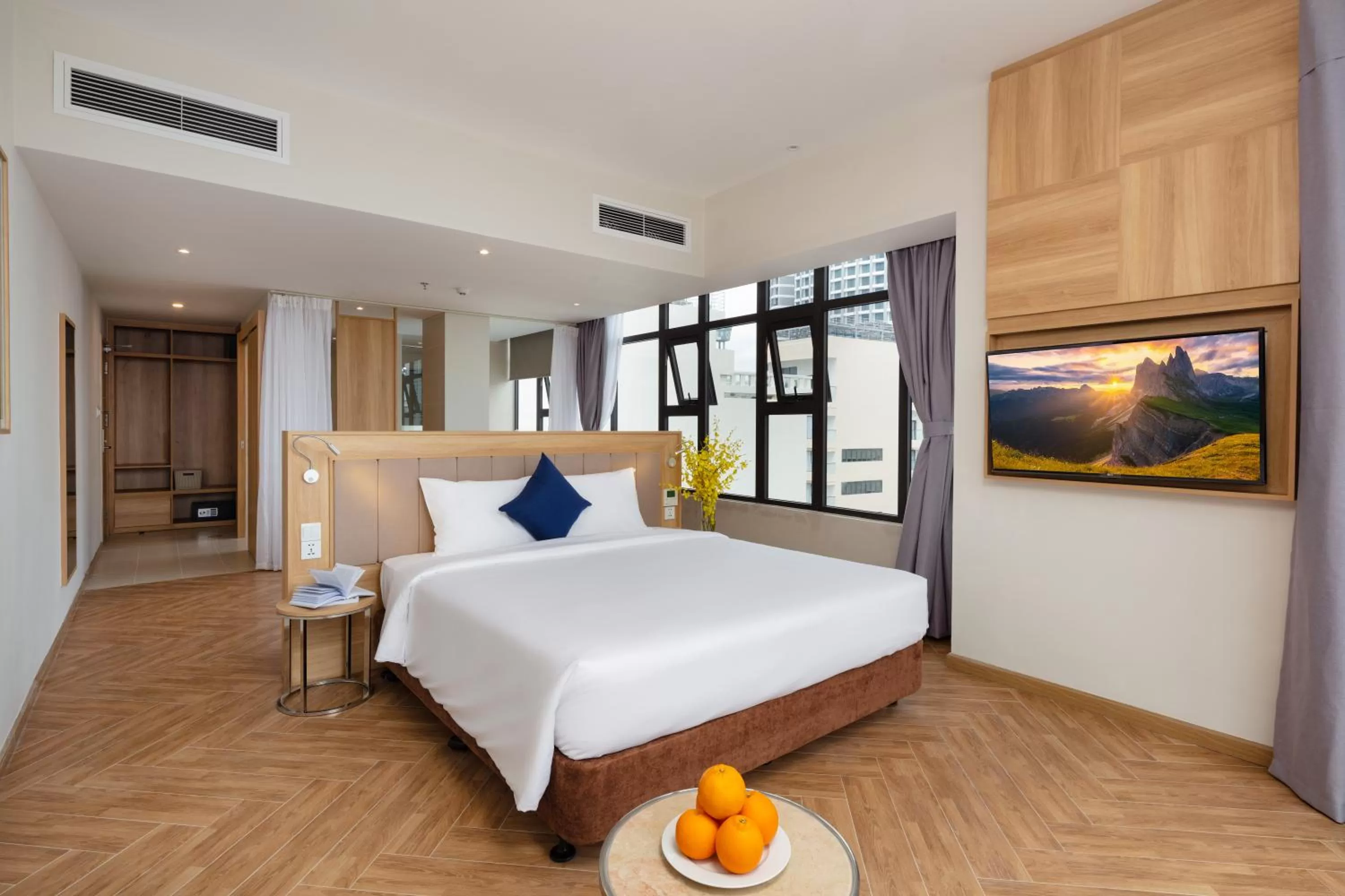 Bed in VENTANA NHA TRANG HOTEL