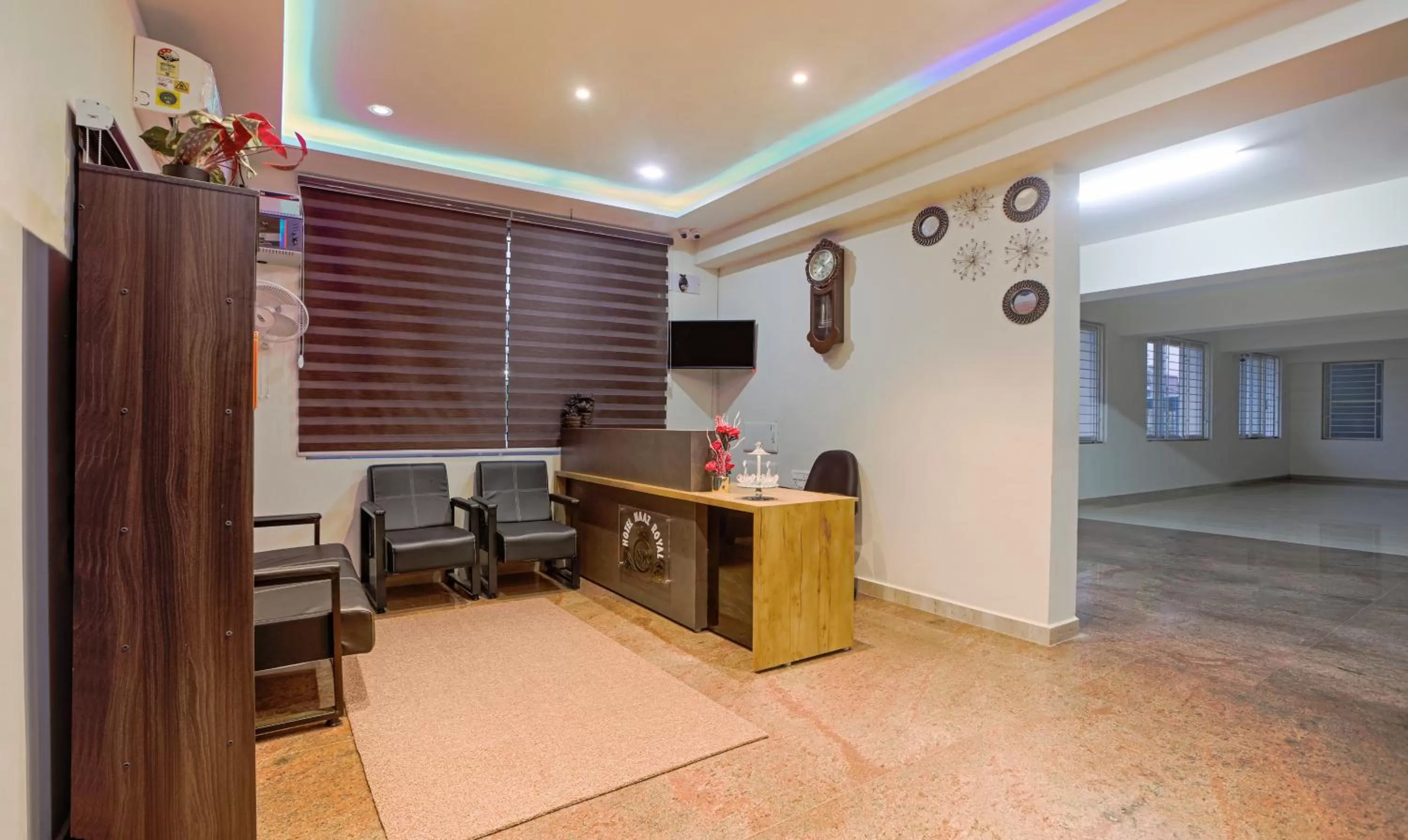 Lobby or reception in Treebo Naaz Royal