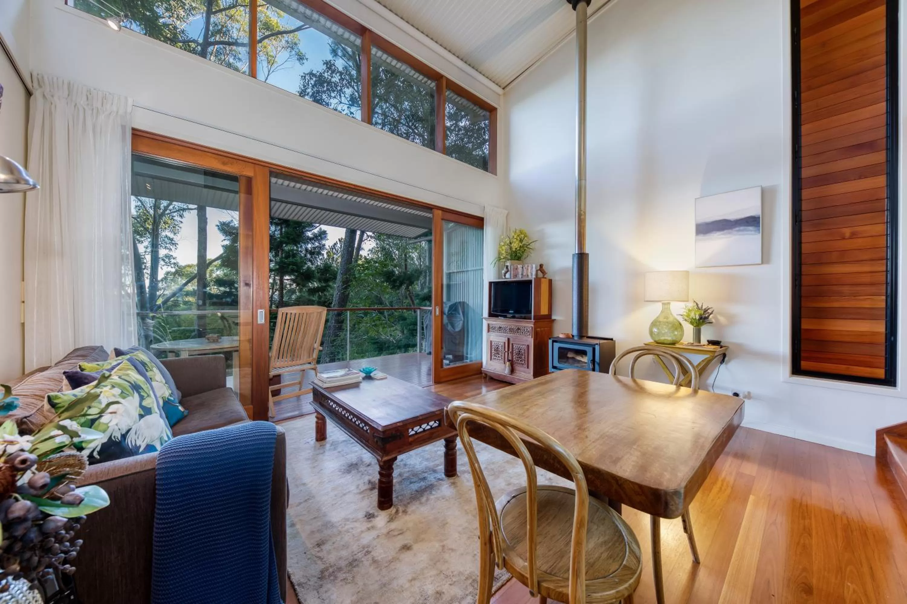 TV and multimedia, Seating Area in Taman Sari Luxury Private Pavilions - Pet Friendly Accomodation