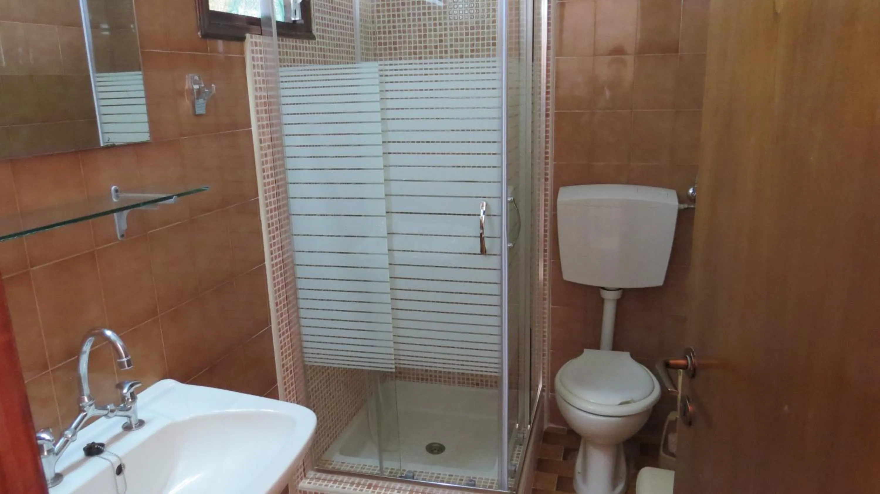 Shower in Villa Medusa