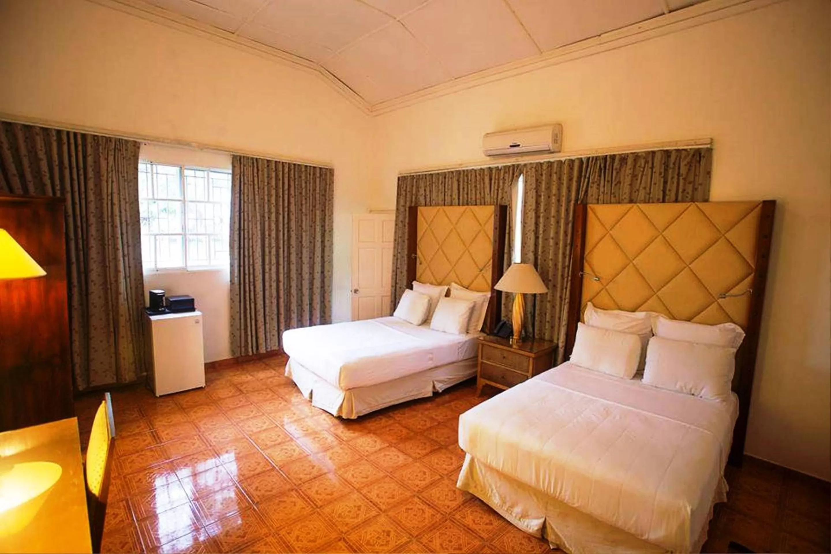 Bedroom, Bed in Auberge Villa Cana