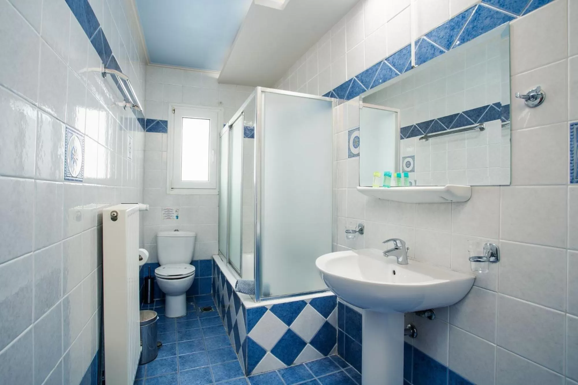 Toilet in Blue Sea Hotel