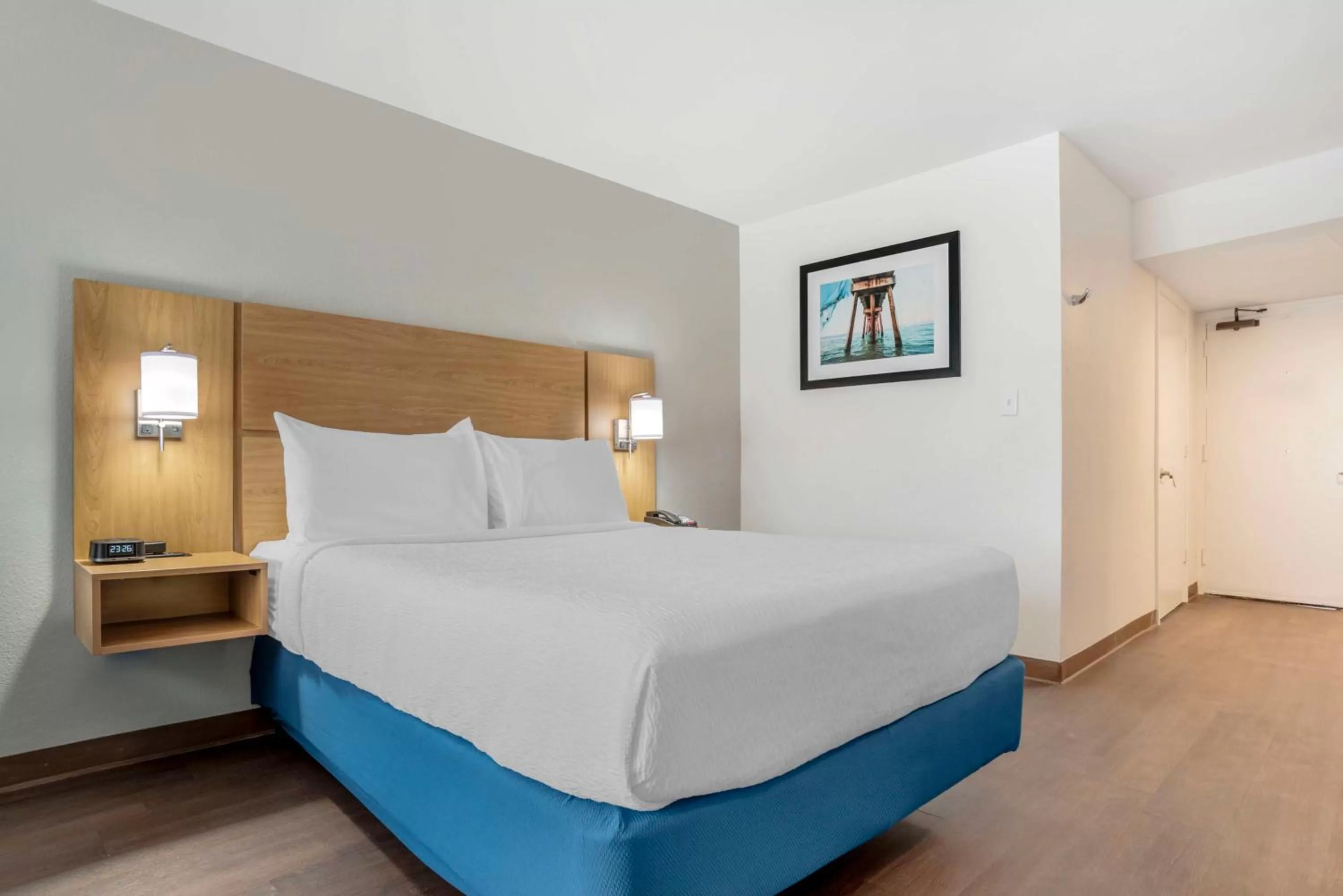 Bedroom, Bed in Chateau Beachfront Hotel, a By the Sea Resort