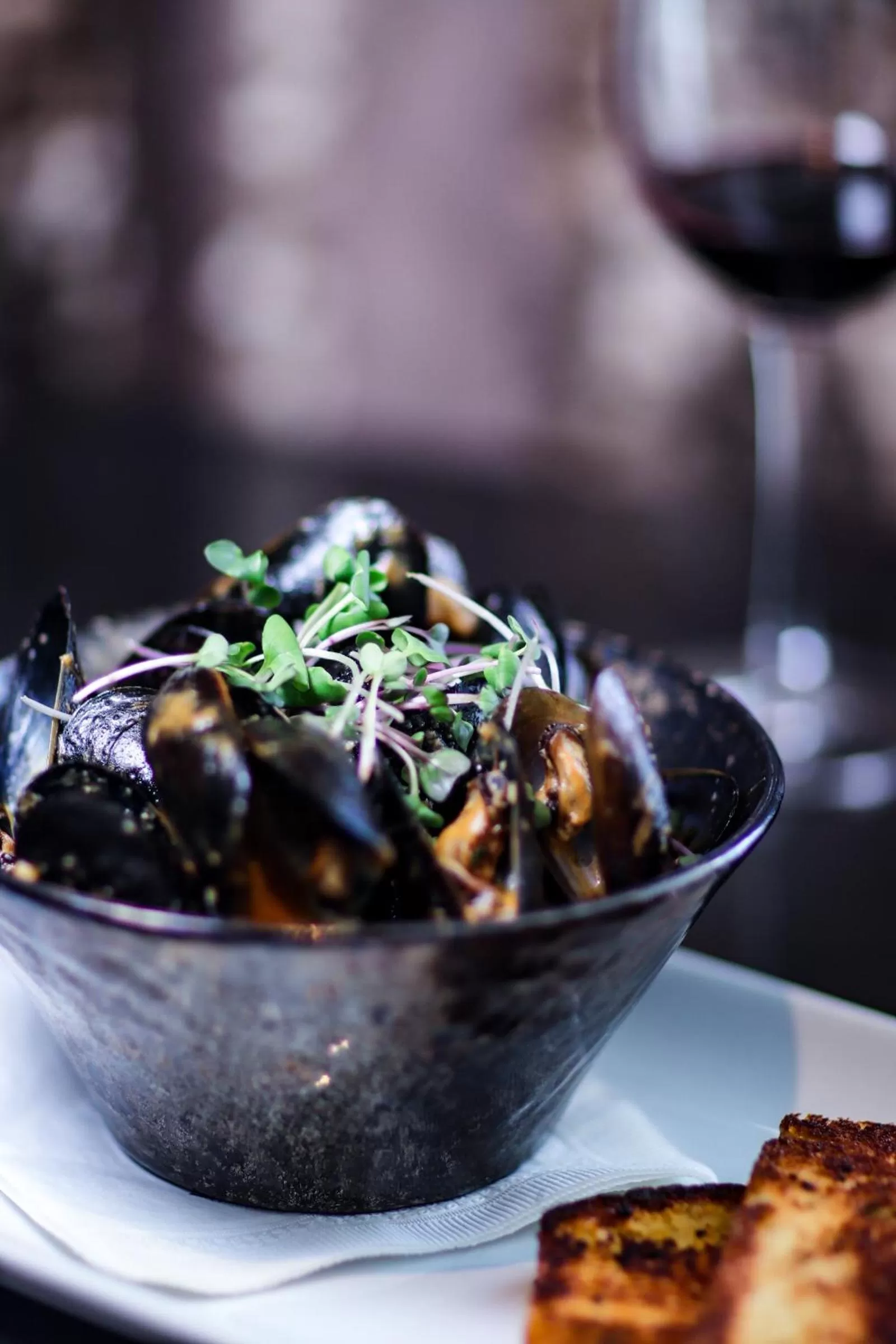 Restaurant/places to eat in Pinnacle Hotel at the Pier