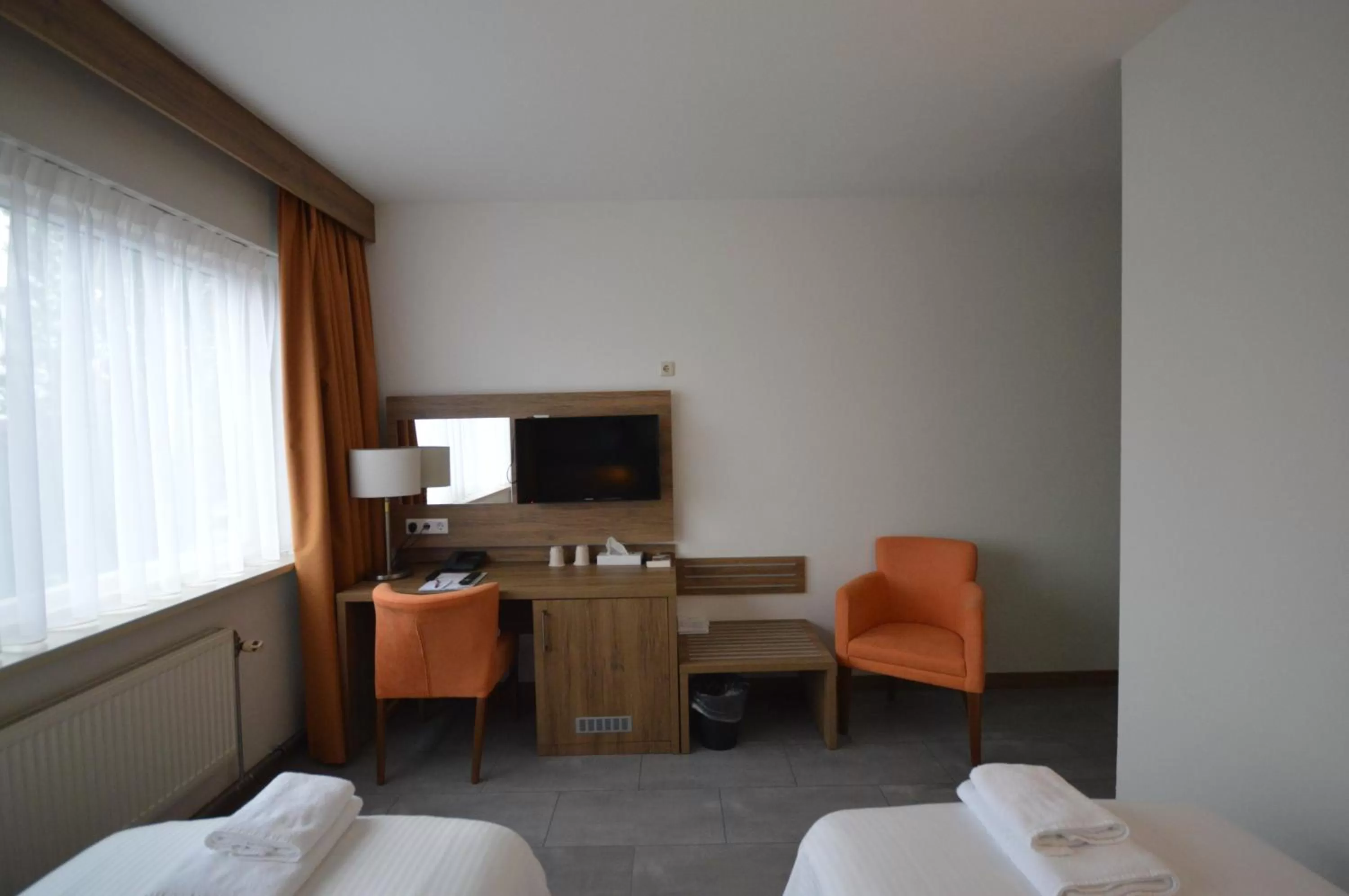 Bedroom, Bed in Atlas Hotel Holiday