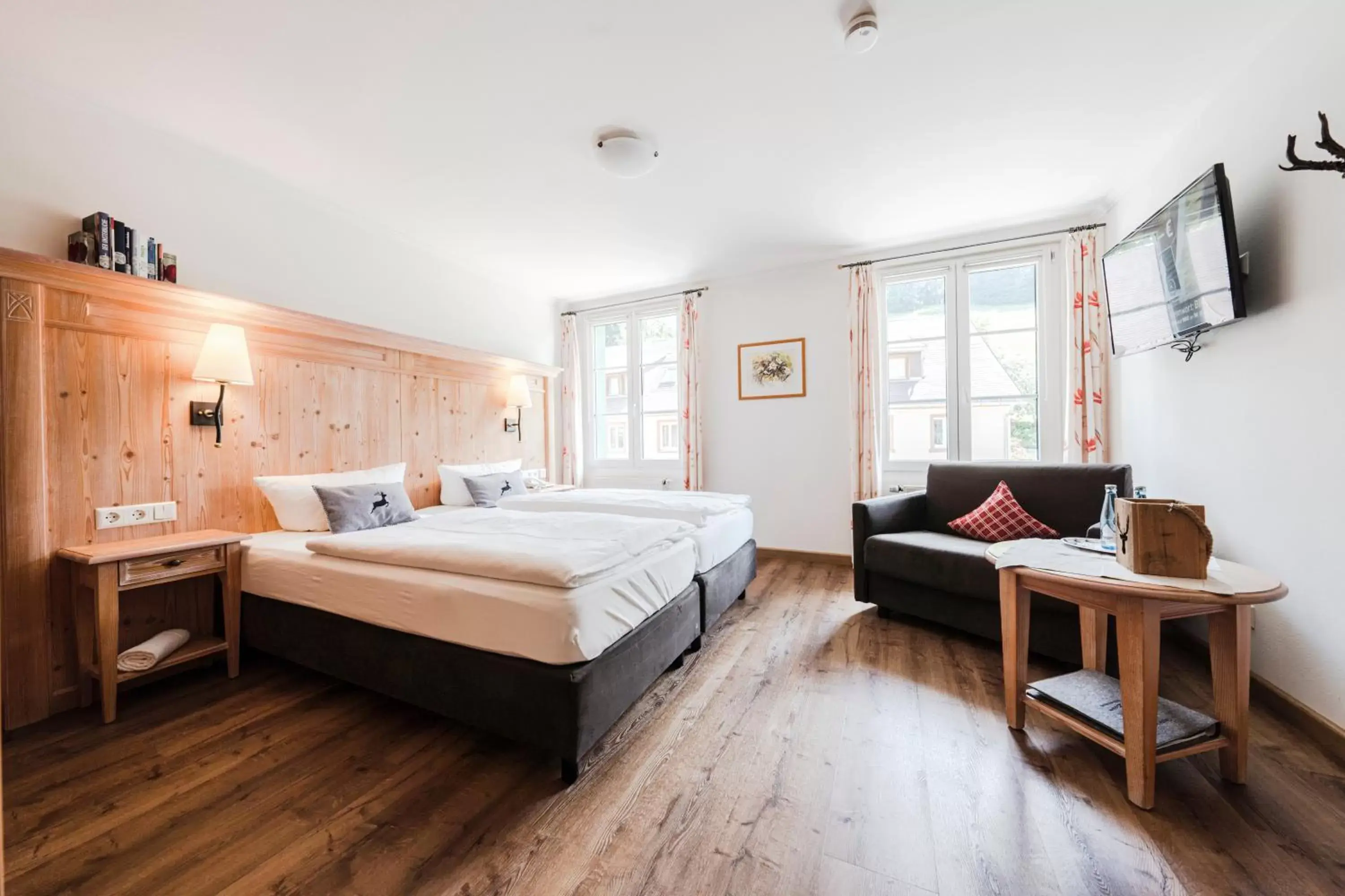 Grüner Baum Naturparkhotel & Schwarzwald-Restaurant Grüner Baum Naturparkhotel & Schwarzwald-Restaurant