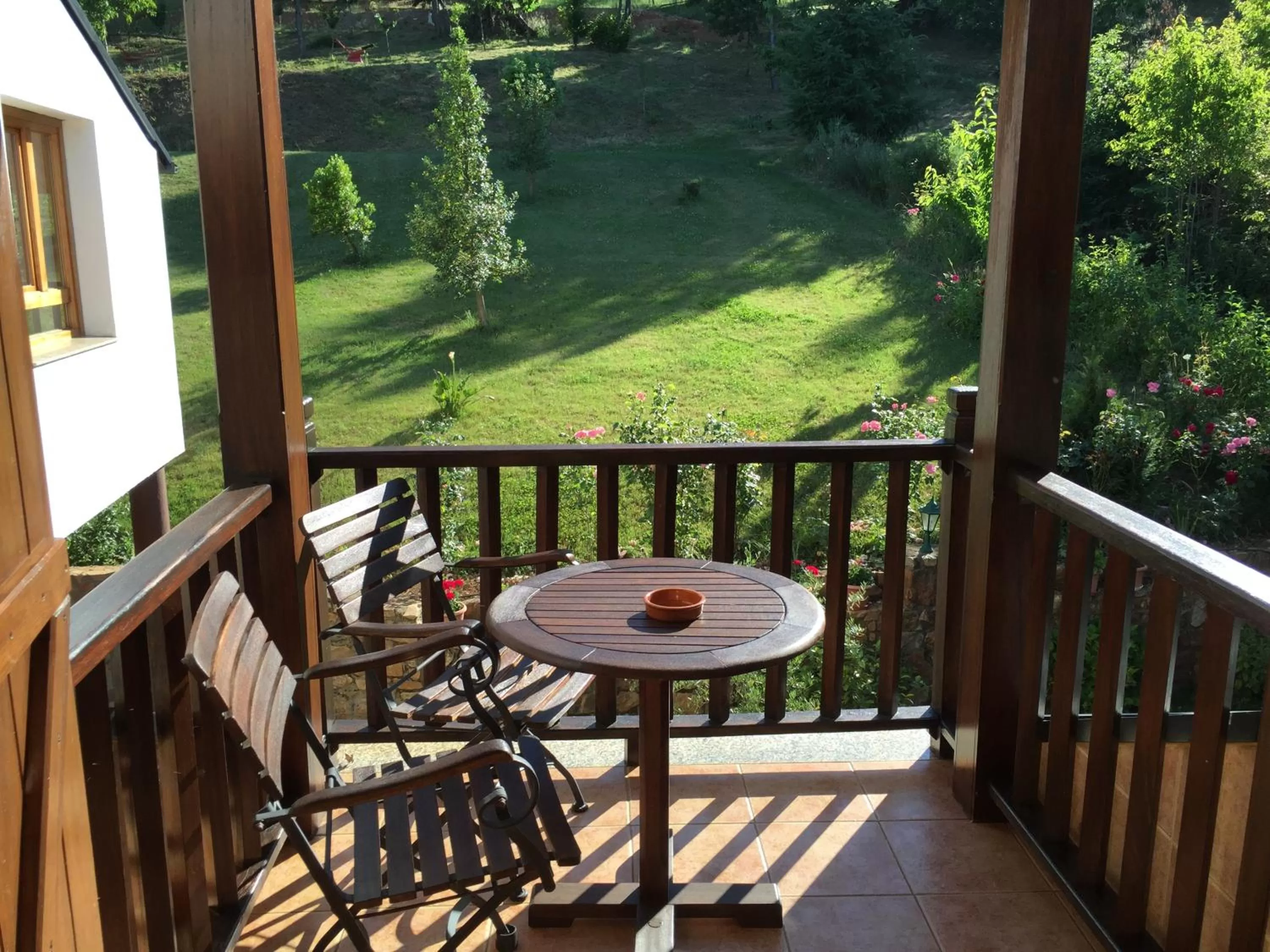 Garden view, Balcony/Terrace in Hotel Rural Casa Ana