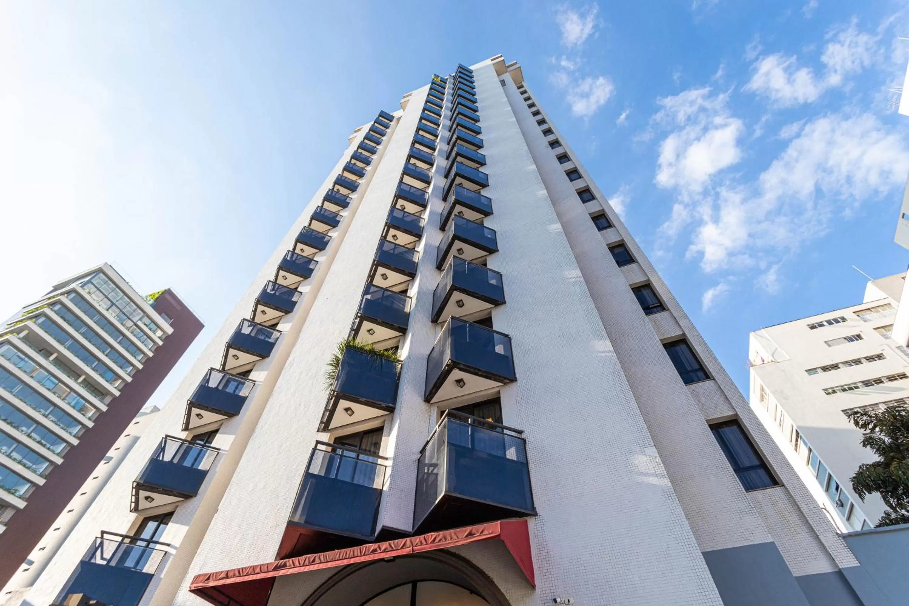 Property building in H4 Hotel Opera Jardins