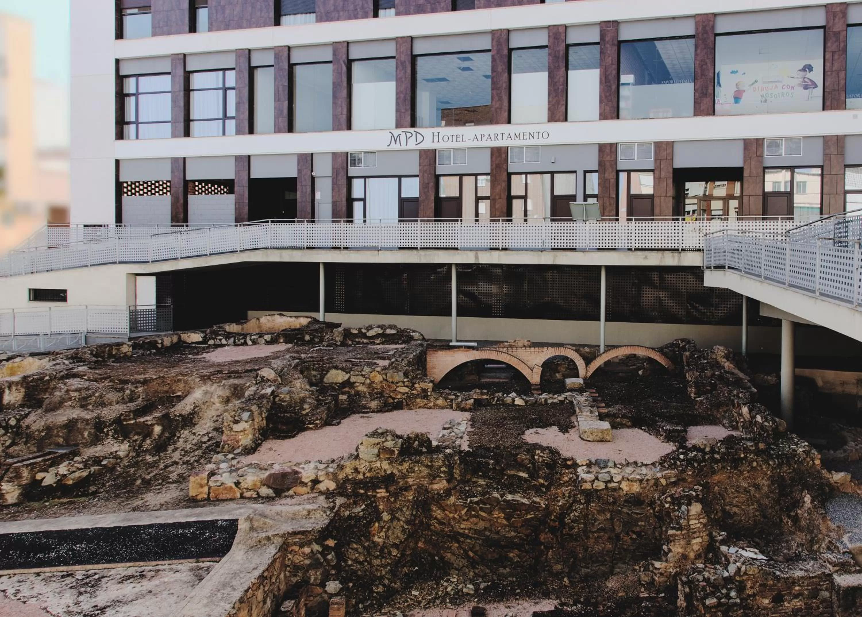 Facade/entrance, Property Building in Hotel Apartamentos MPD