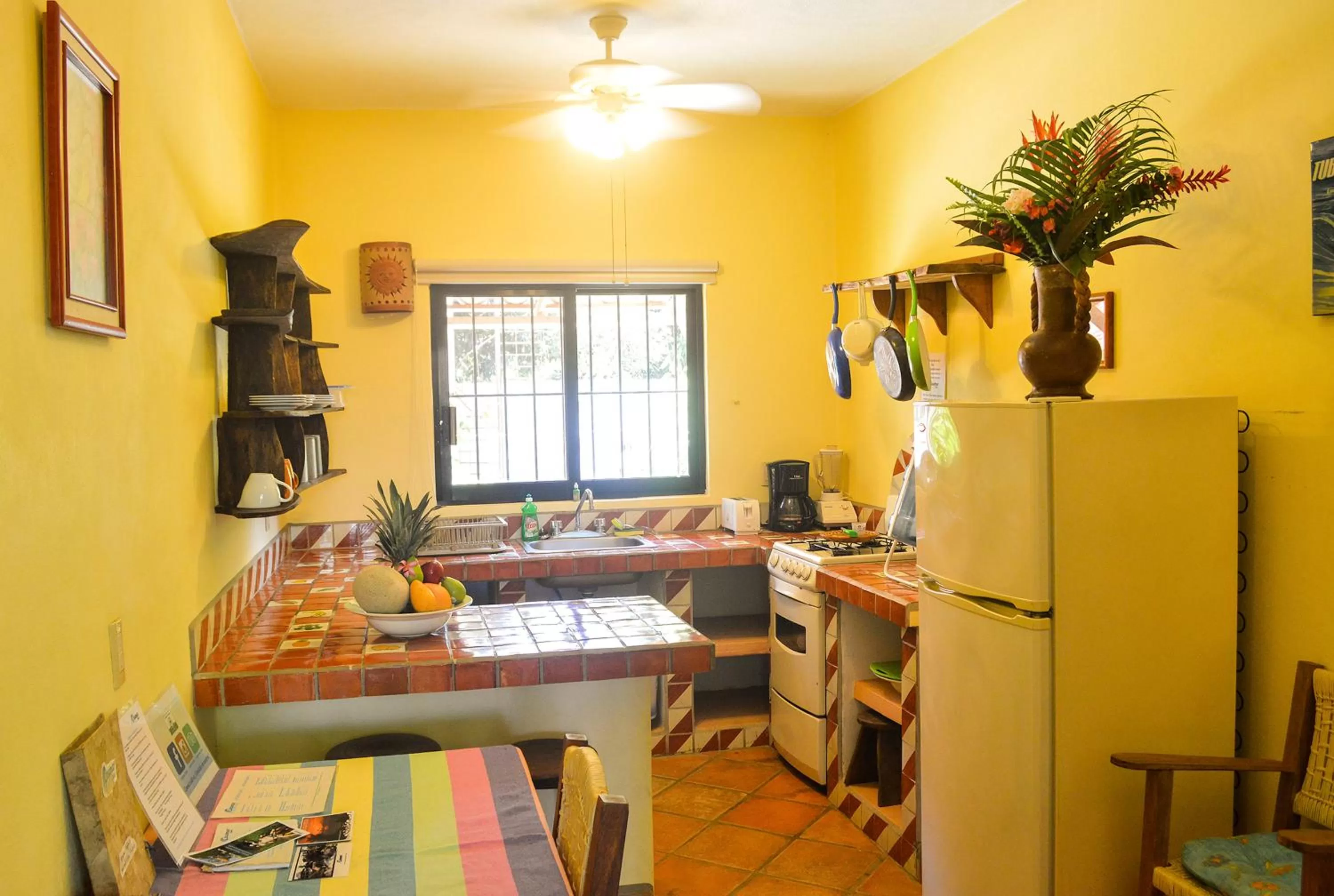 Kitchen or kitchenette in Hotel Casamar Suites