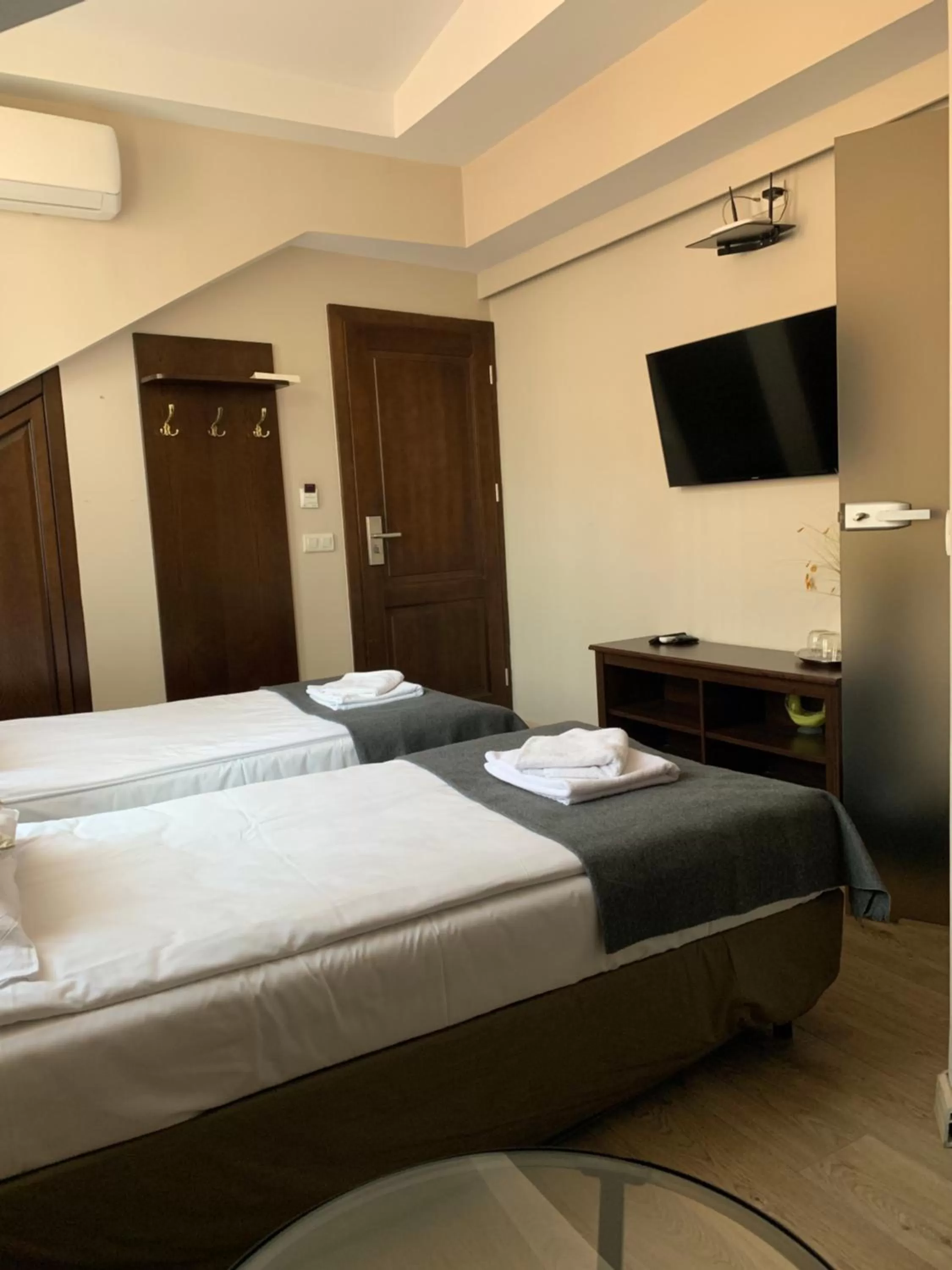 Bedroom, Bed in GRONO Apartamenty