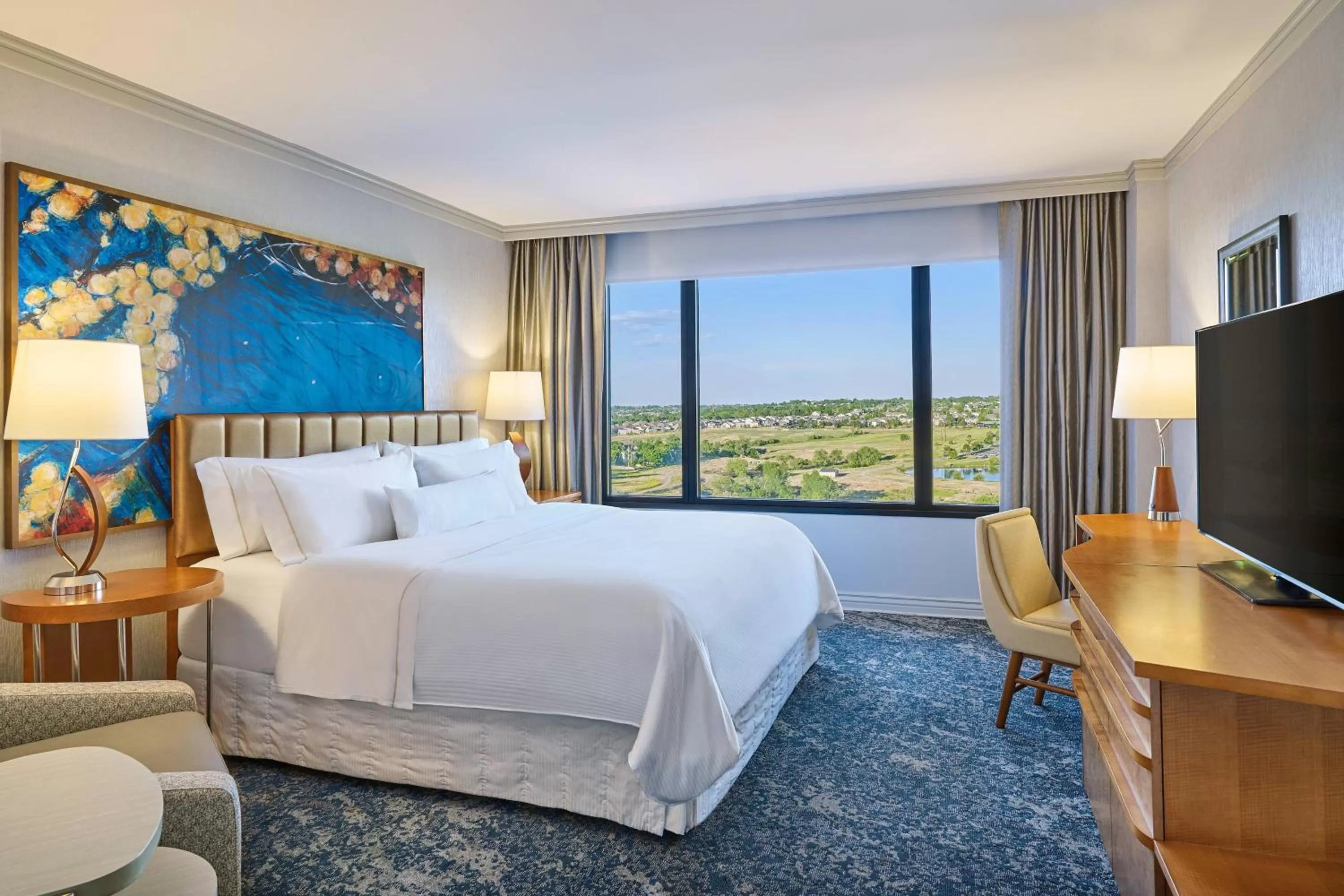 Photo of the whole room, Bed in The Westin Westminster