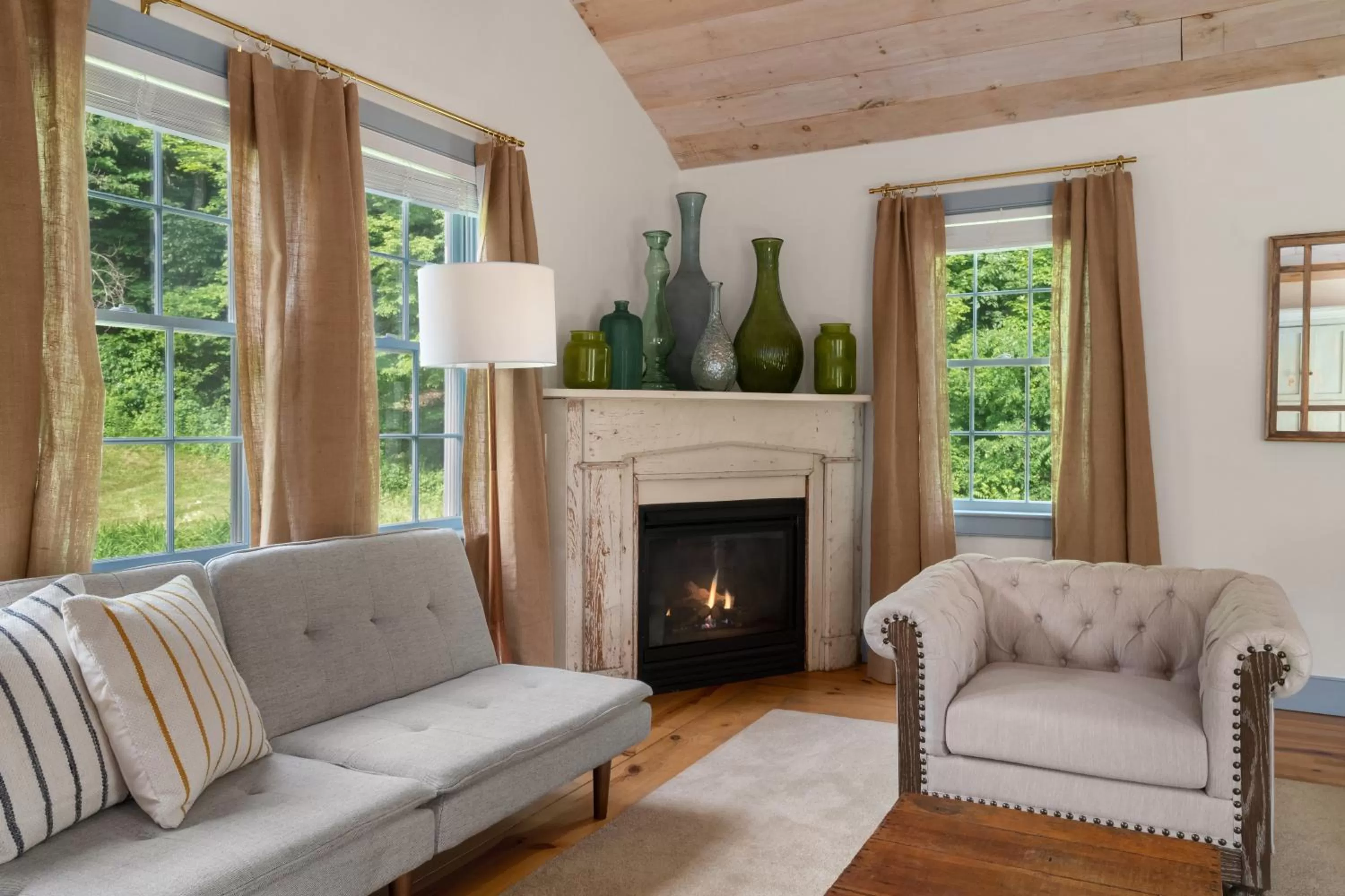 Seating Area in Inn at Silver Maple Farm