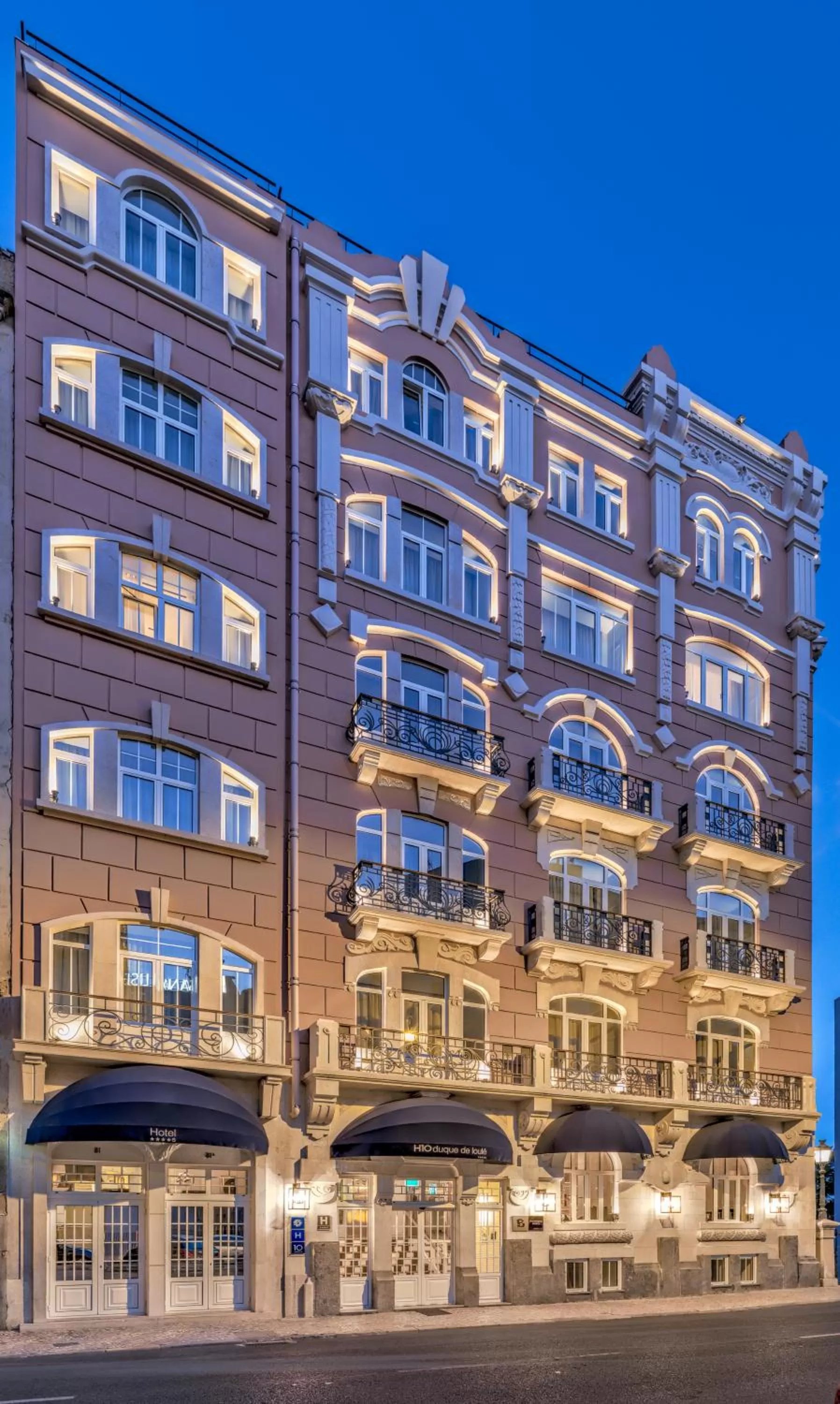 Facade/entrance in H10 Duque de Loule