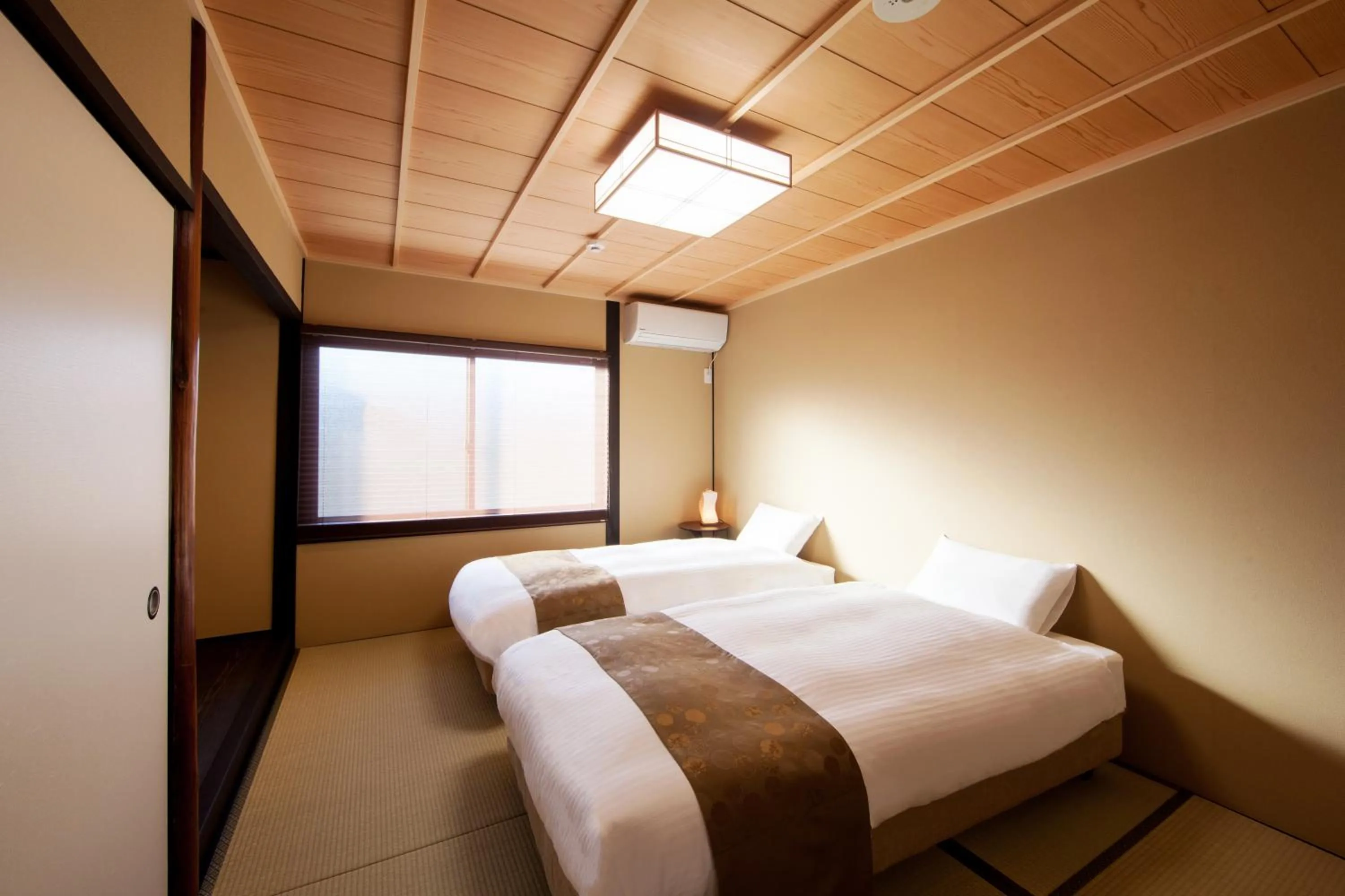 Bed in Rinn Tofukuji Kamogawa