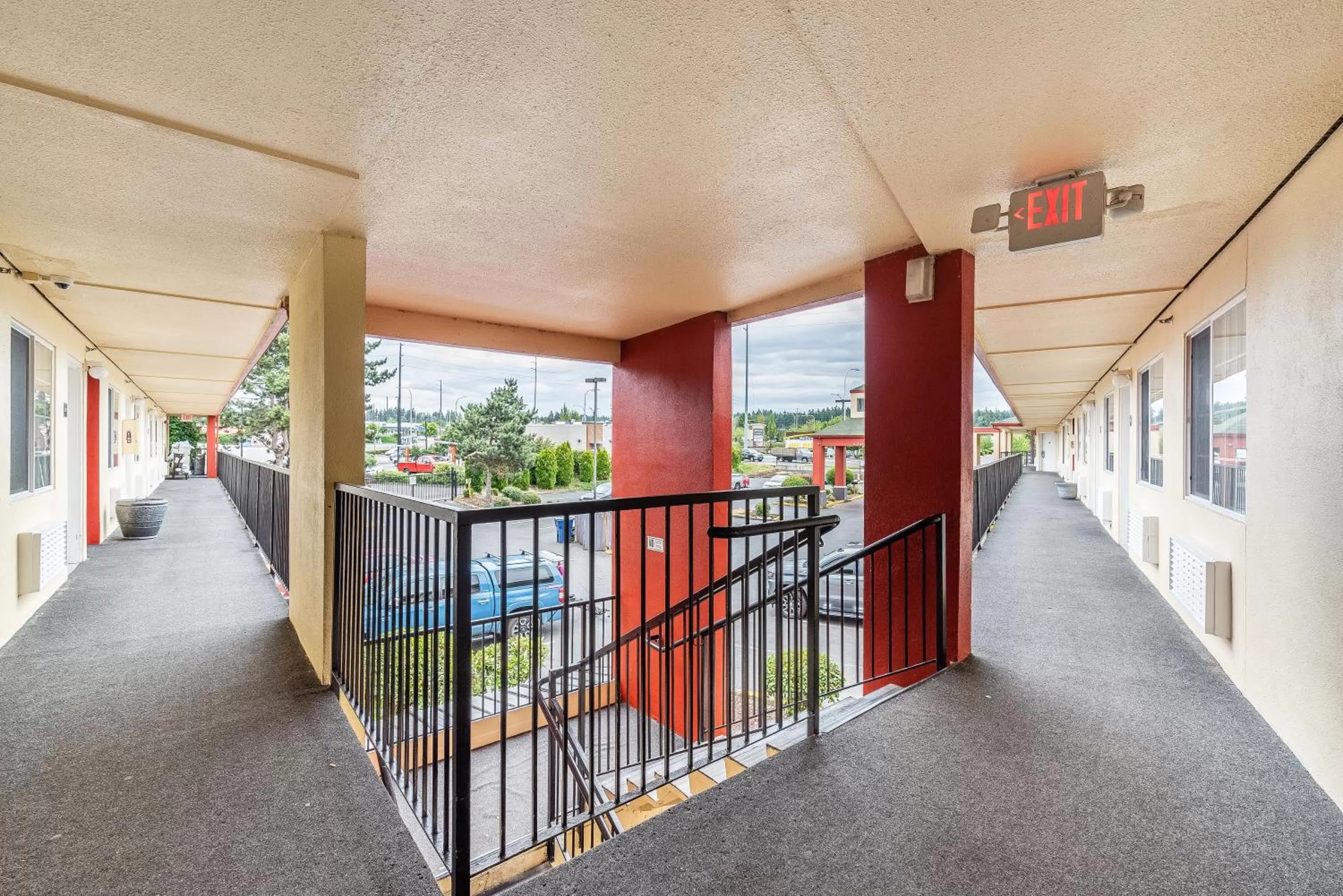 Property building in Days Inn by Wyndham Federal Way