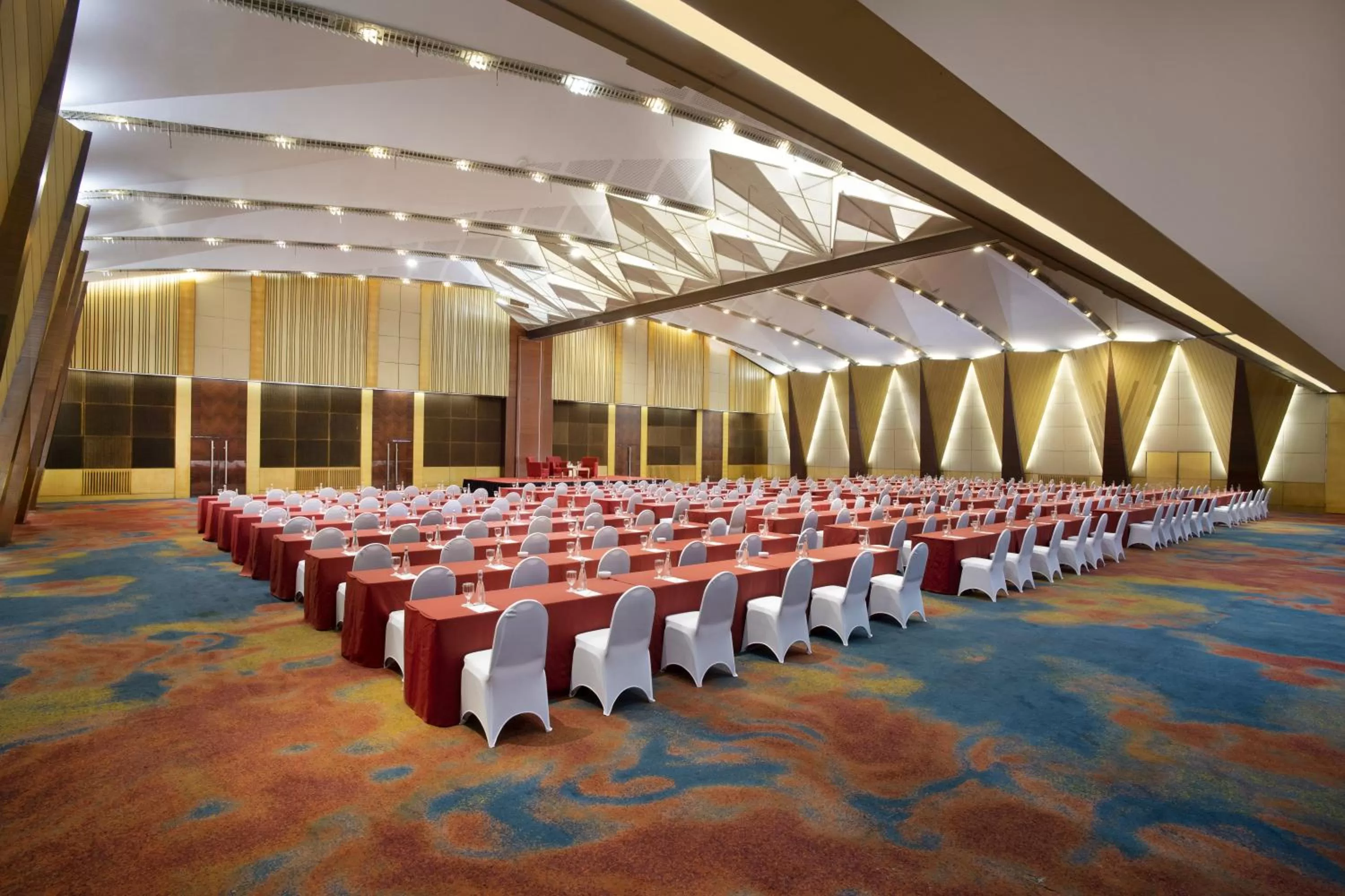 Meeting/conference room in Hotel Ciputra Jakarta managed by Swiss-Belhotel International