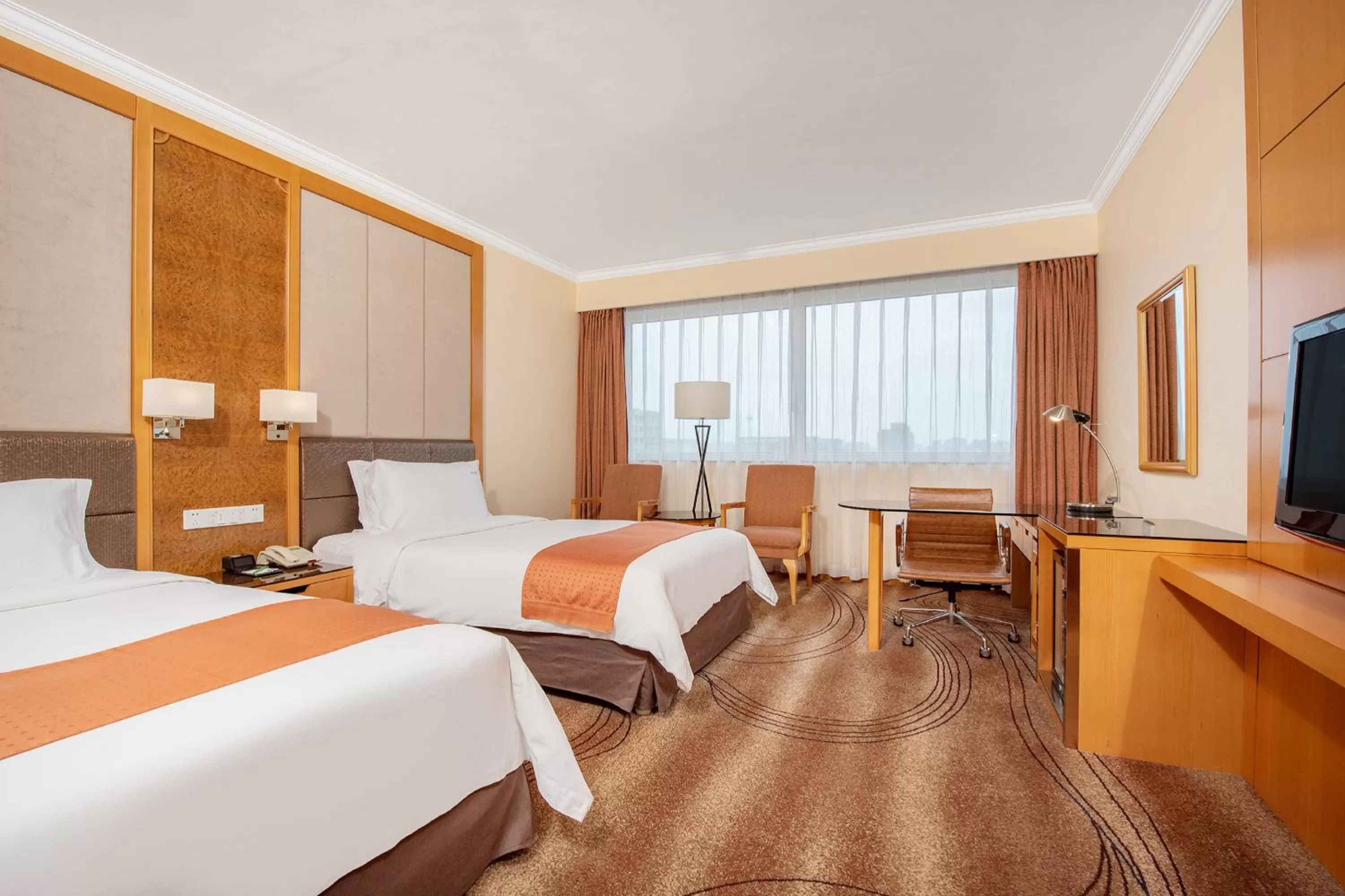 Bed in Holiday Inn Beijing Chang An West by IHG