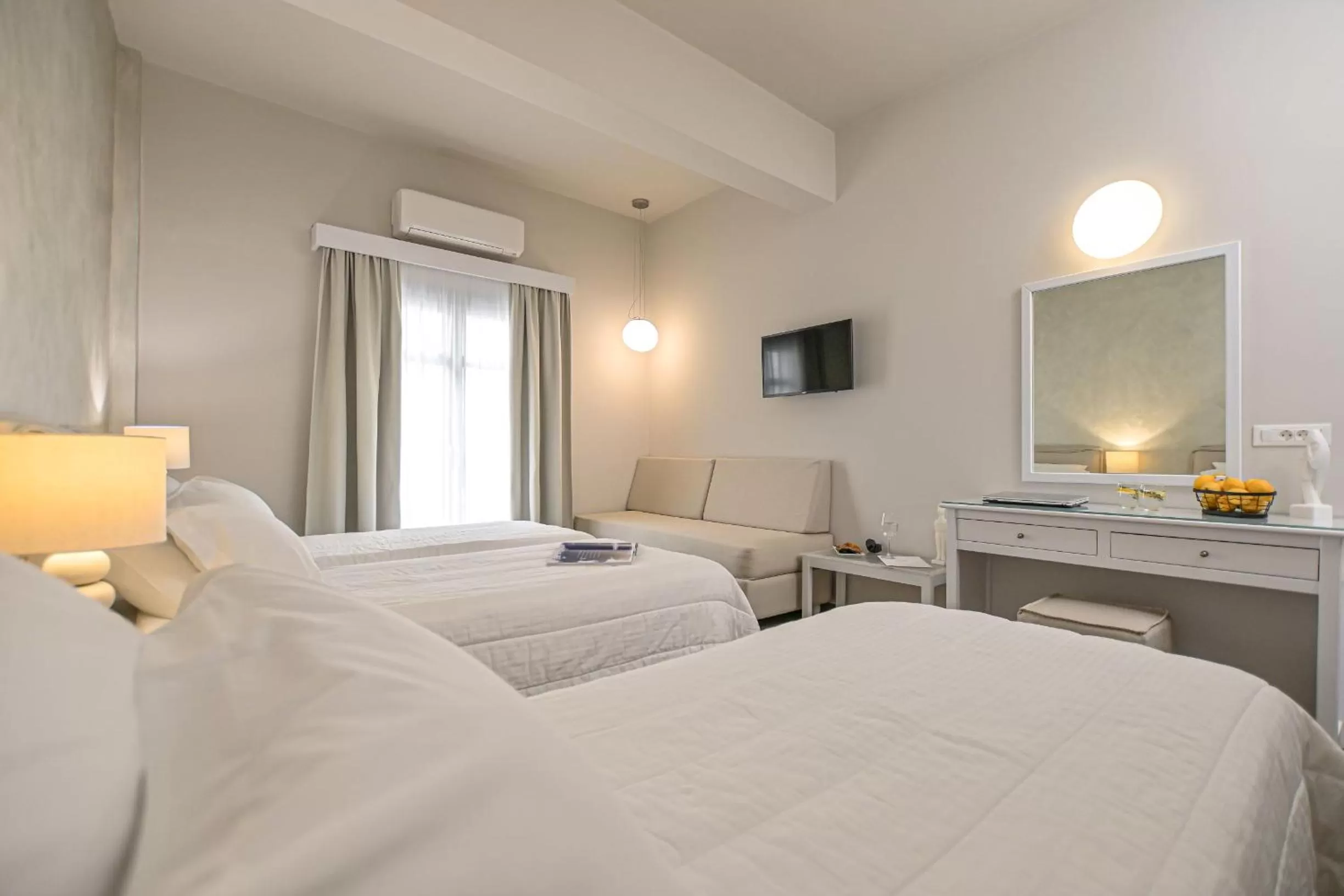 Photo of the whole room, Bed in Hotel Grotta