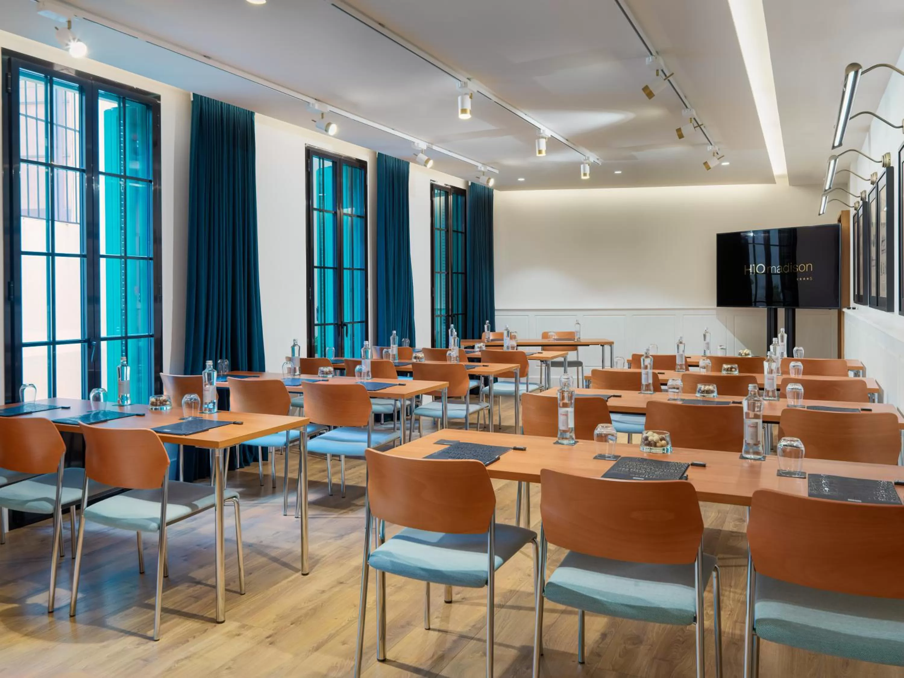 Meeting/conference room in H10 Madison 4* Sup