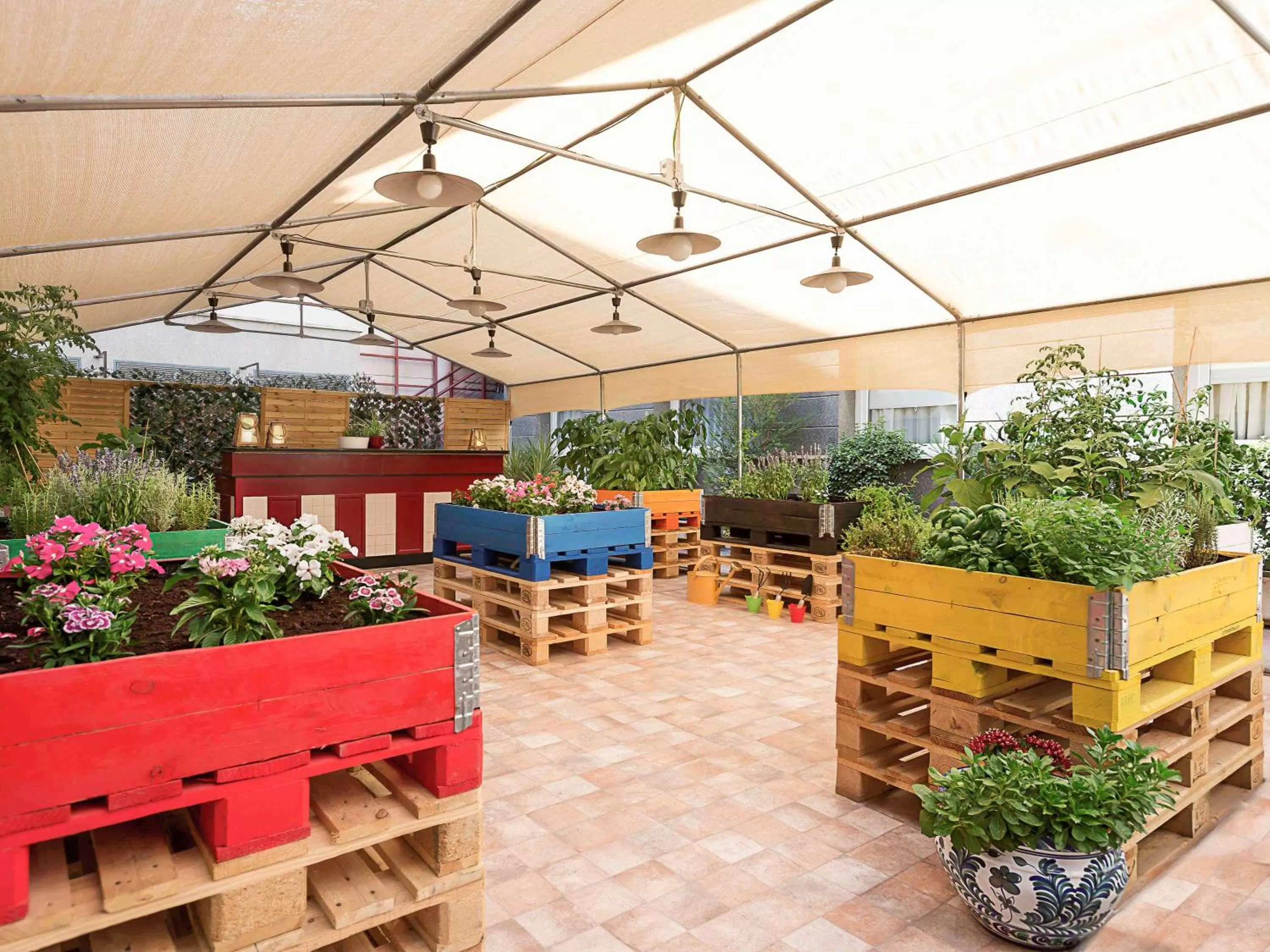 On site in Ibis Granada