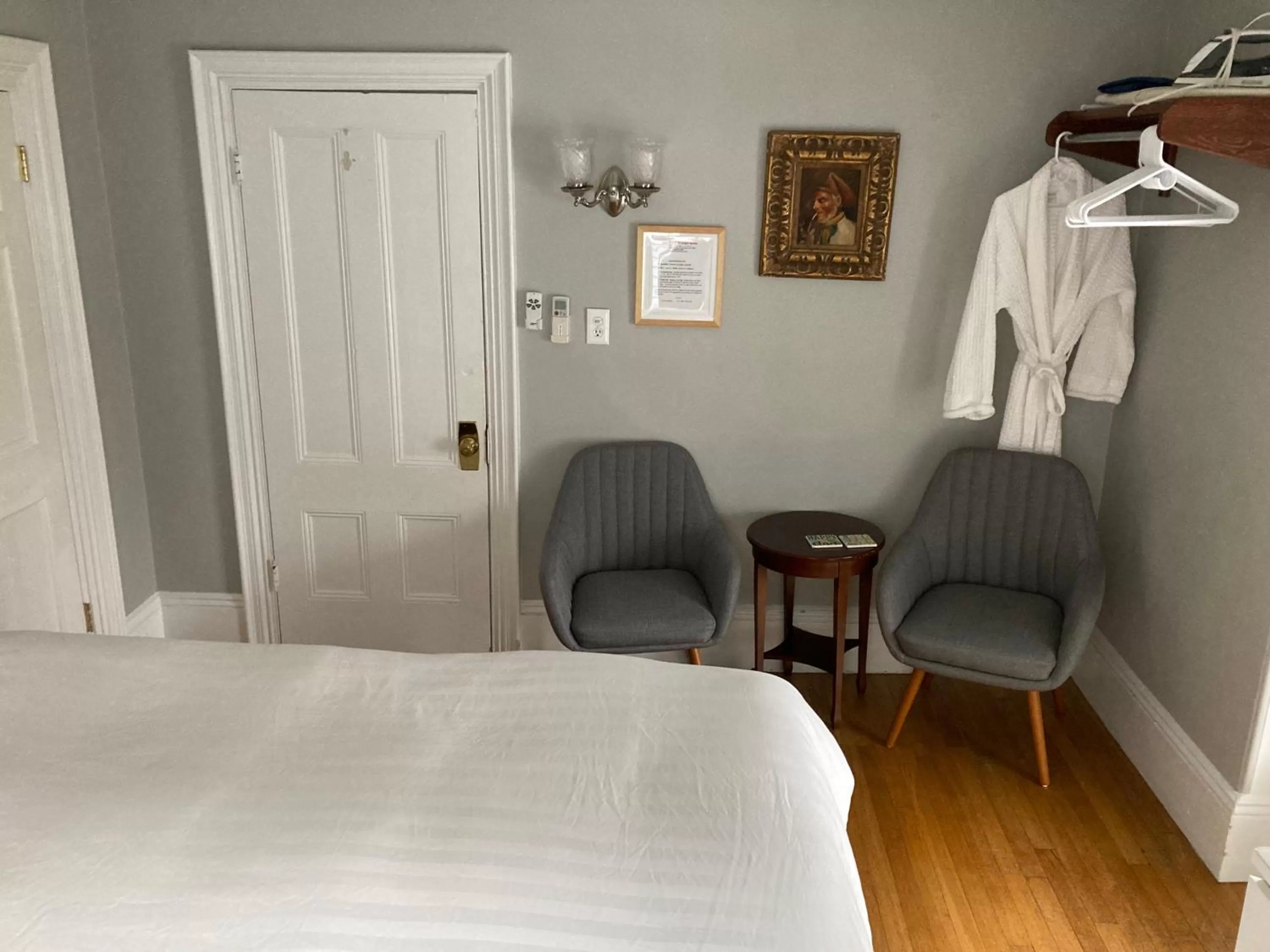 Bedroom, Seating Area in Prince Albert Guest House, Provincetown