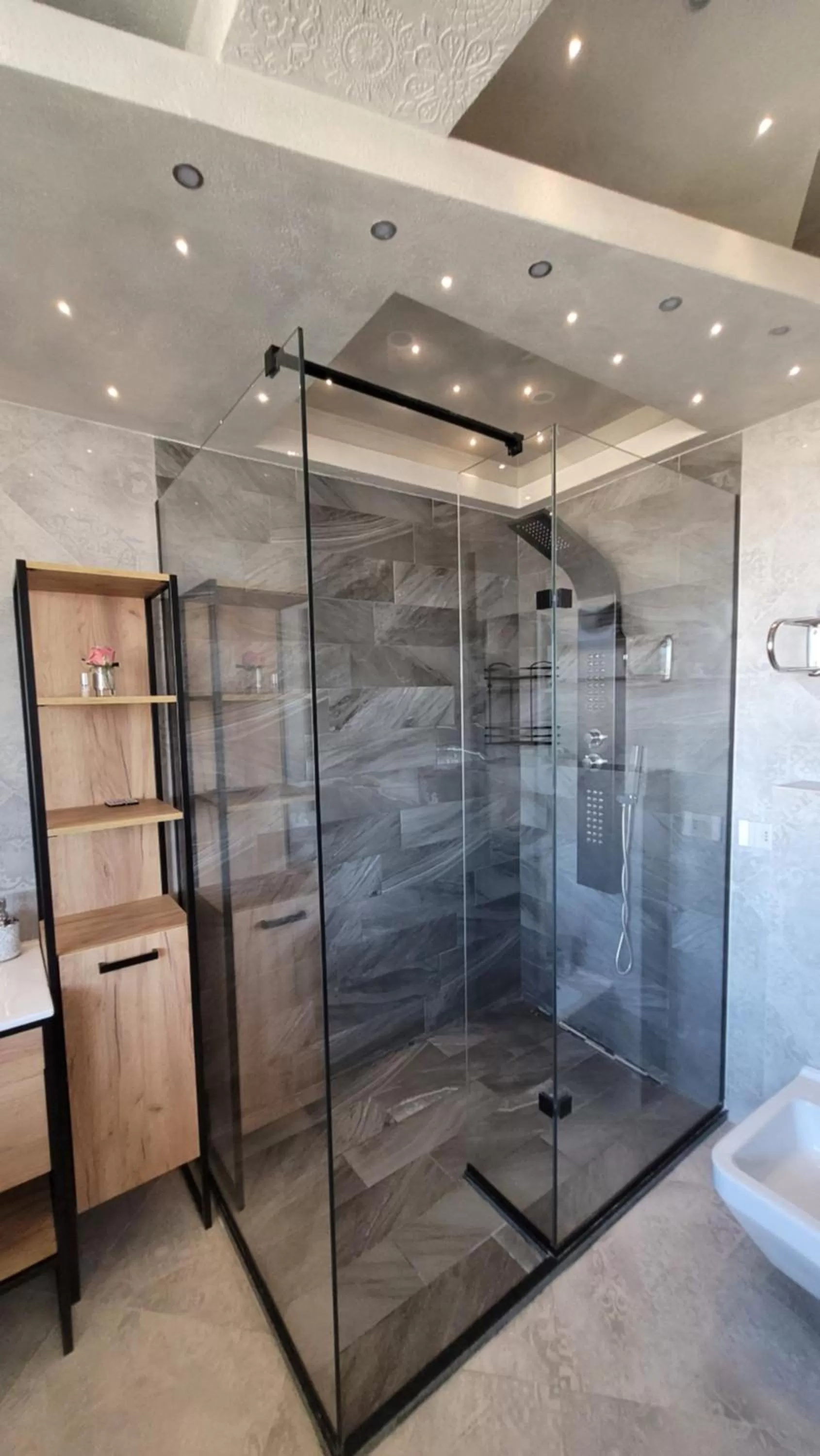 Shower in Terrace Suites Iasi