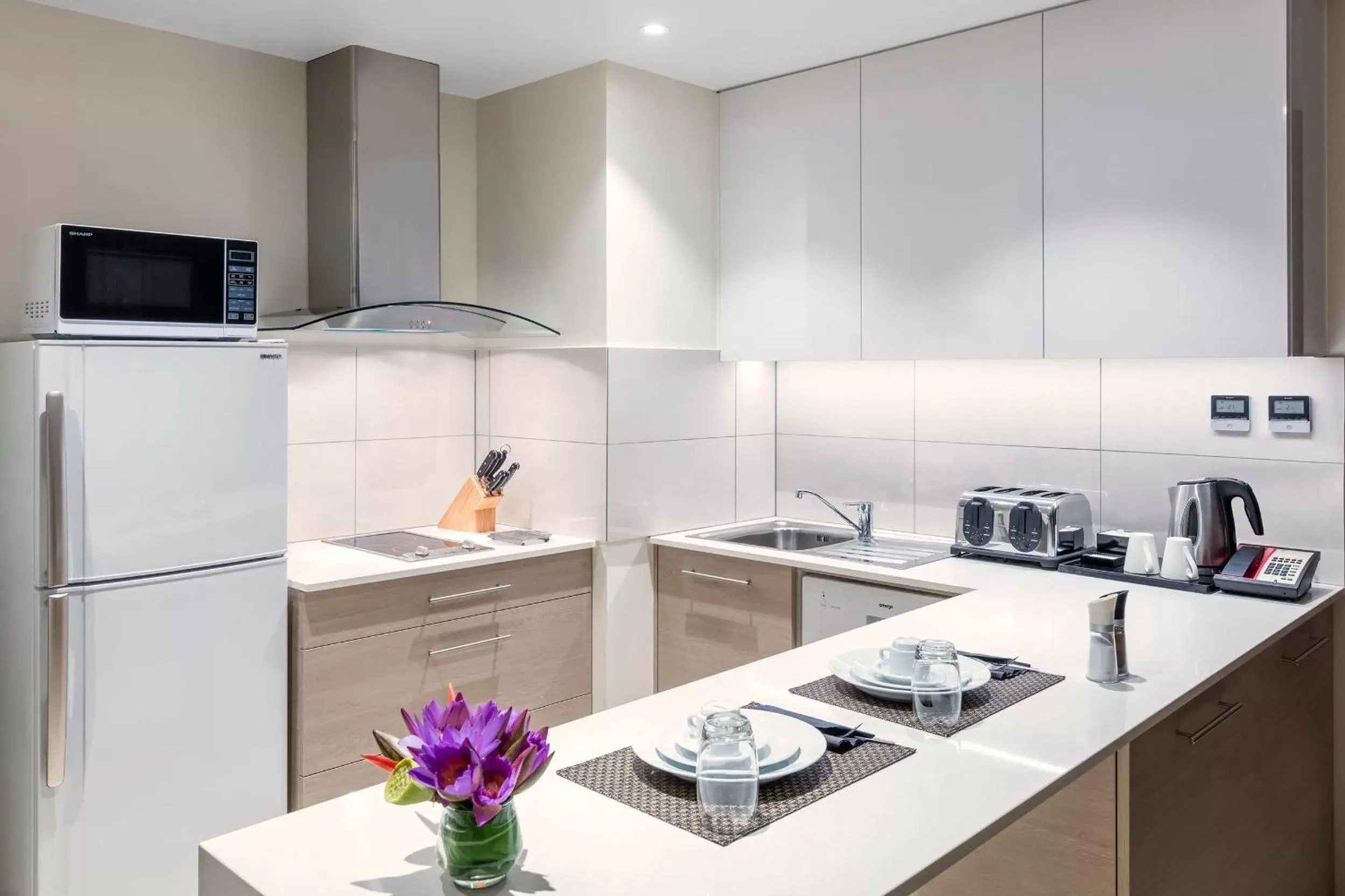 Suite with One King Bed or Two Single Beds and Kitchen - Balcony - Lagoon View - Non-Smoking in Ramada Resort by Wyndham Port Vila Suite with One King Bed or Two Single Beds and Kitchen - Balcony - Lagoon View - Non-Smoking in Ramada Resort by Wyndham Port Vila