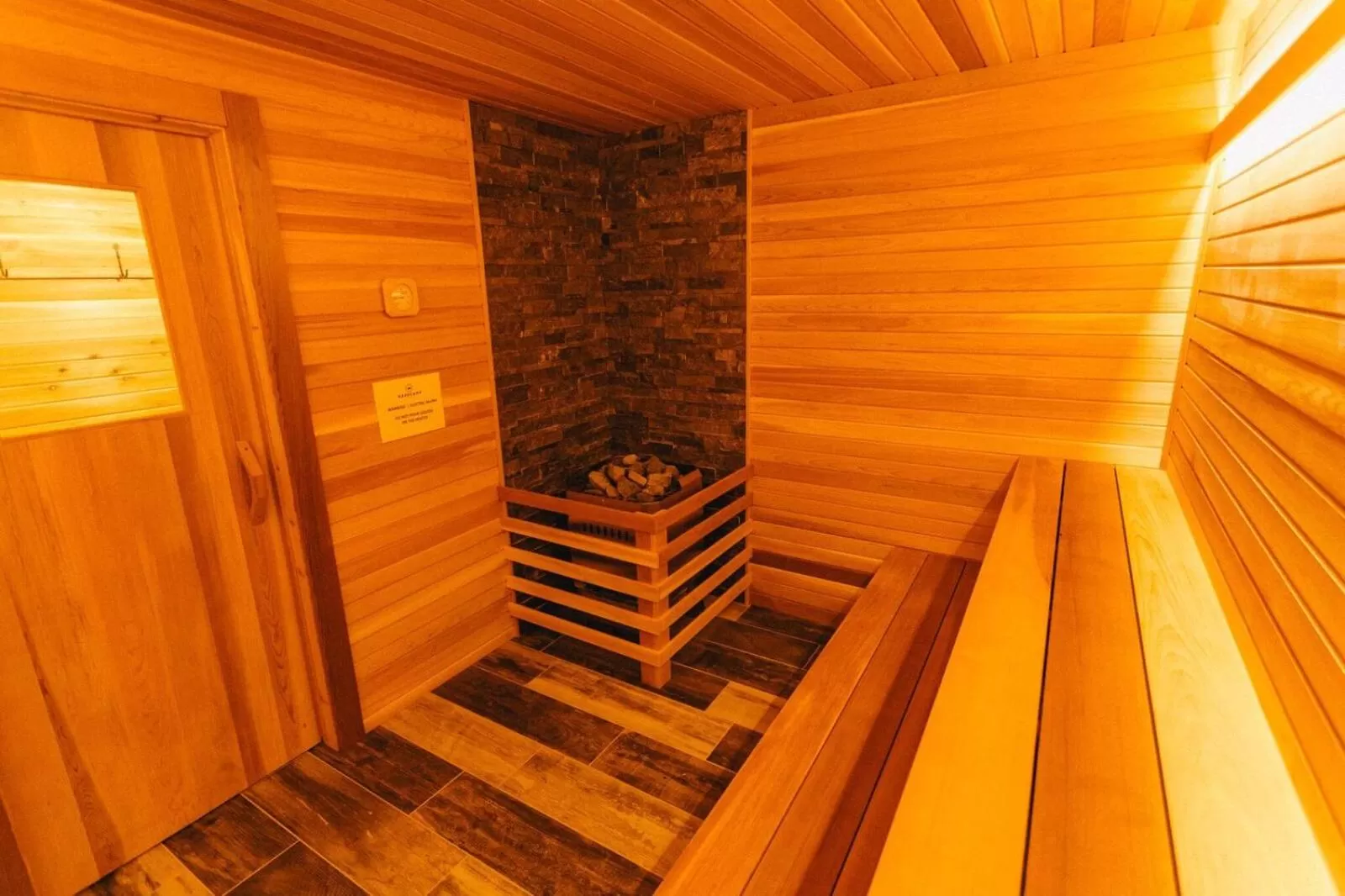 Sauna in Basecamp Lodge Canmore