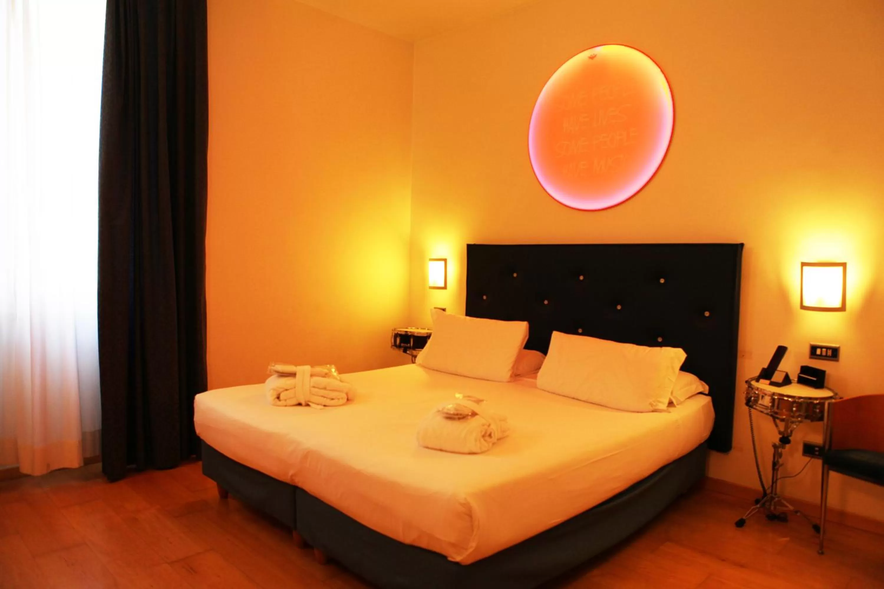 Bed in Hotel Franklin Feel The Sound