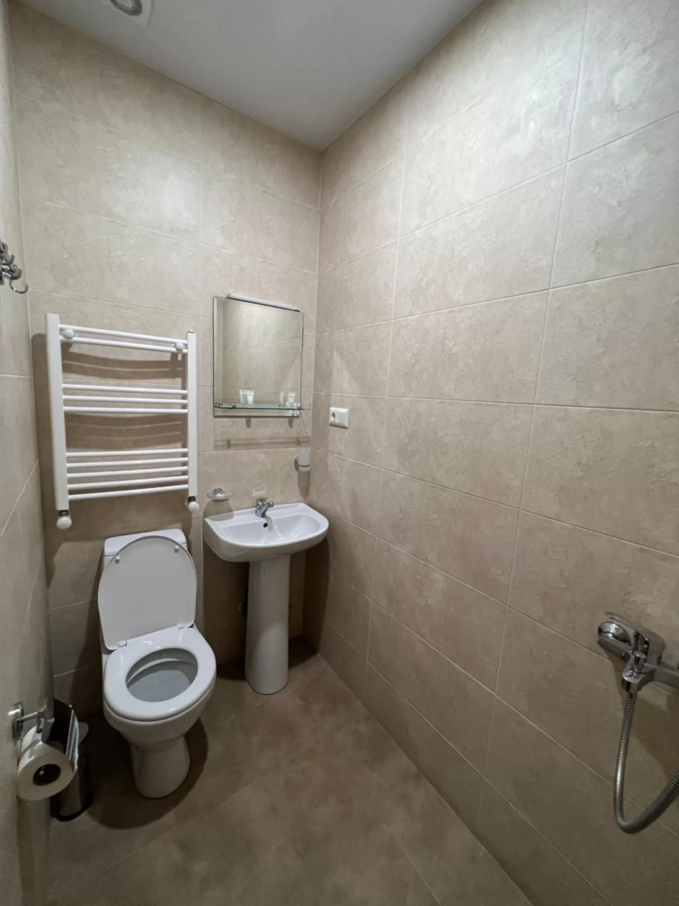 Borjomi Yellow Hotel