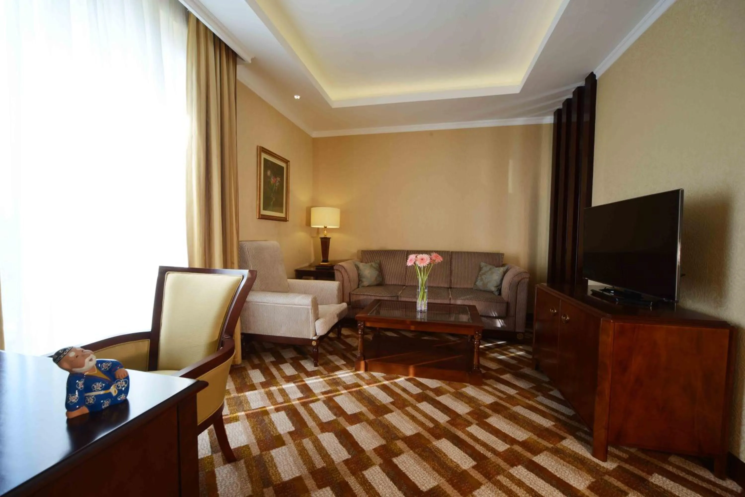 Living room in LOTTE City Hotels Tashkent Palace