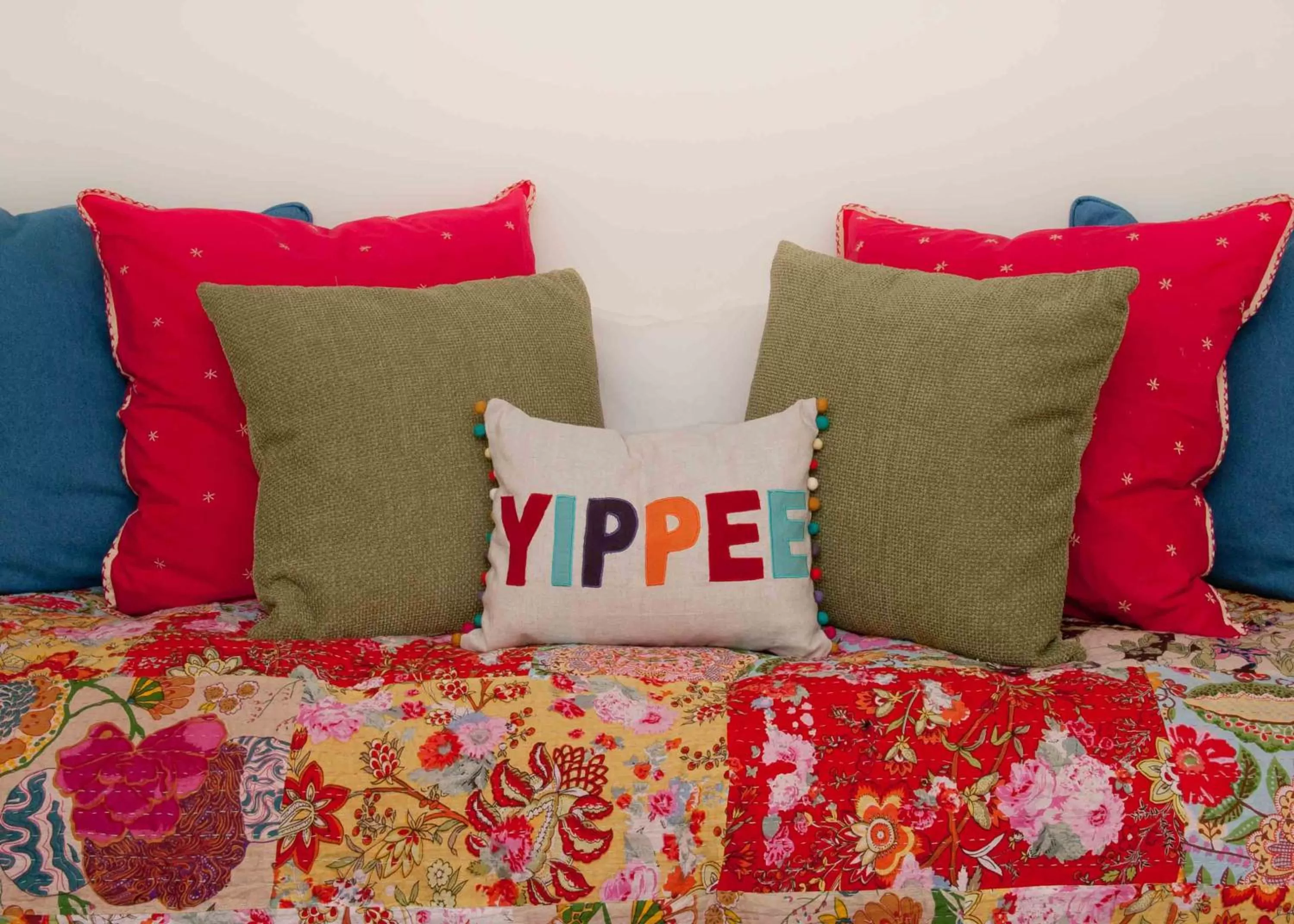 Decorative detail, Bed in Cary Arms & Spa