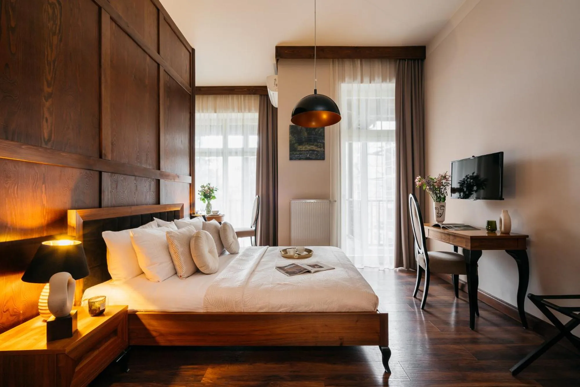 Bed in Topolowa Residence - LoftAffair Collection