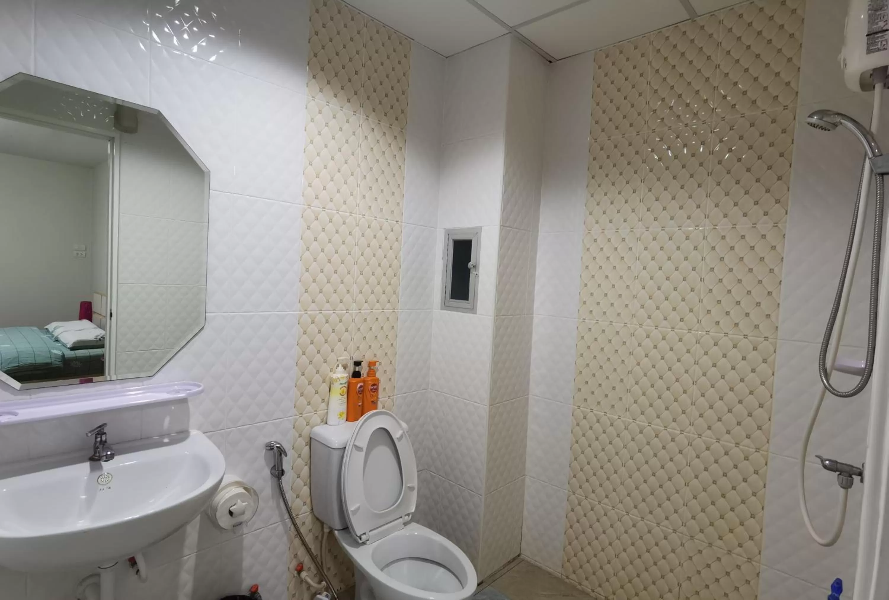 Bathroom in TD Bangkok