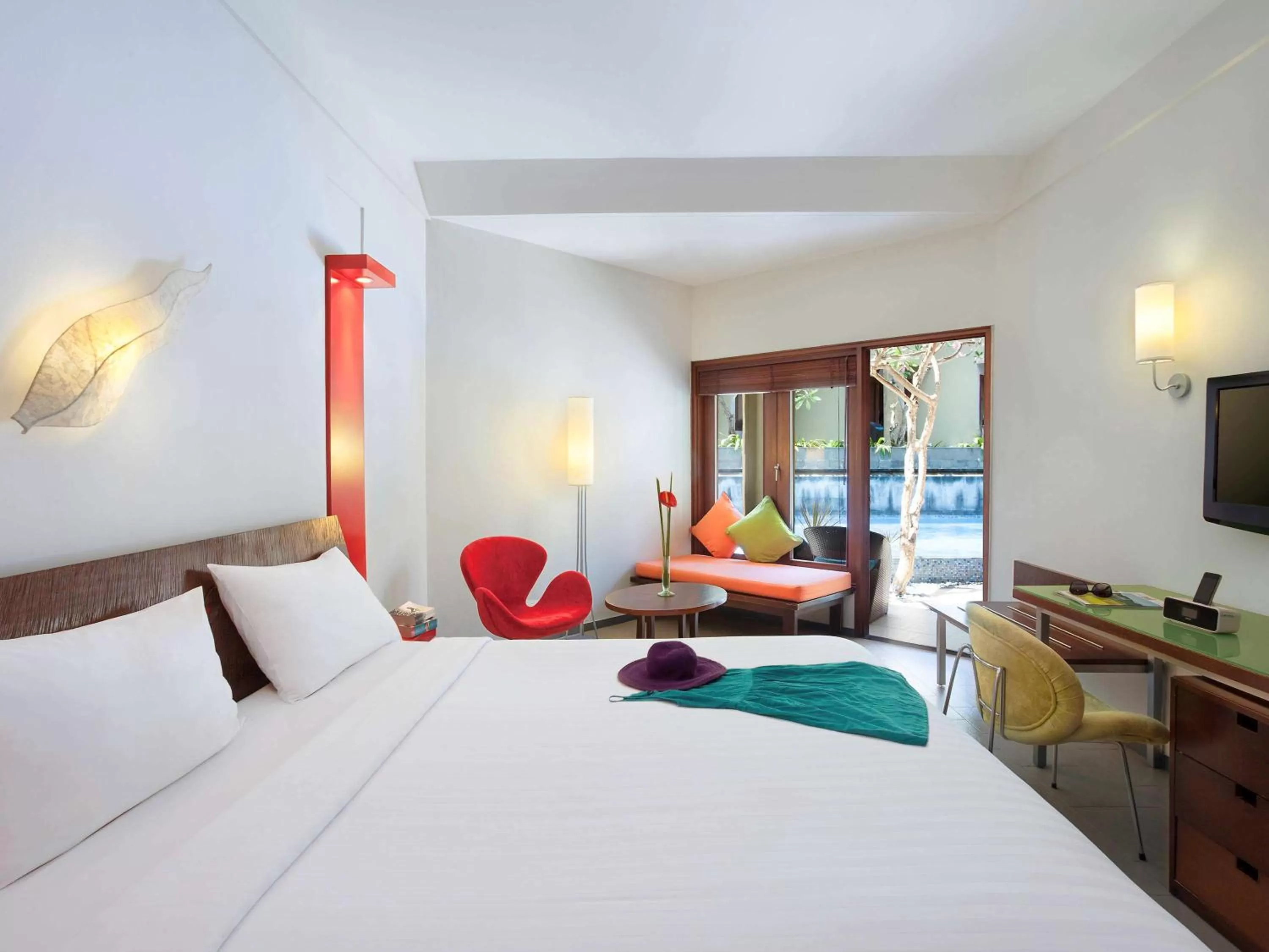 Photo of the whole room, Bed in ibis Styles Bali Legian