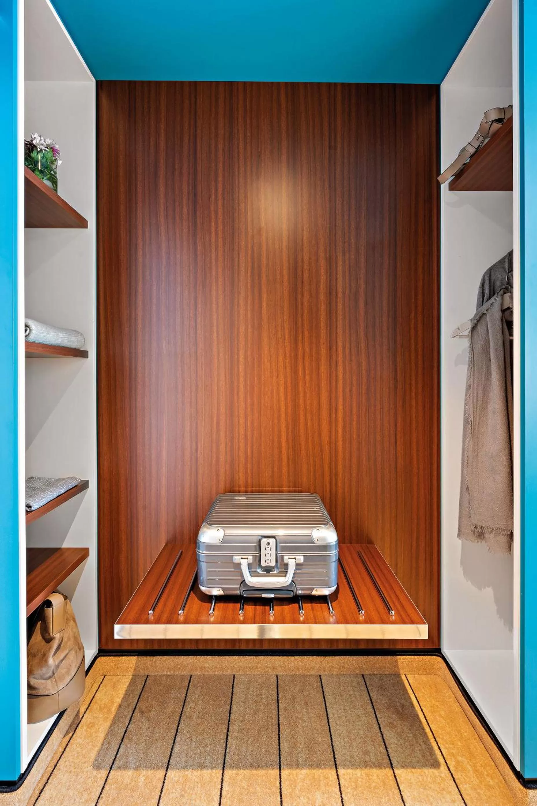 Standard Single Room in Styles Hotel Frankfurt Airport