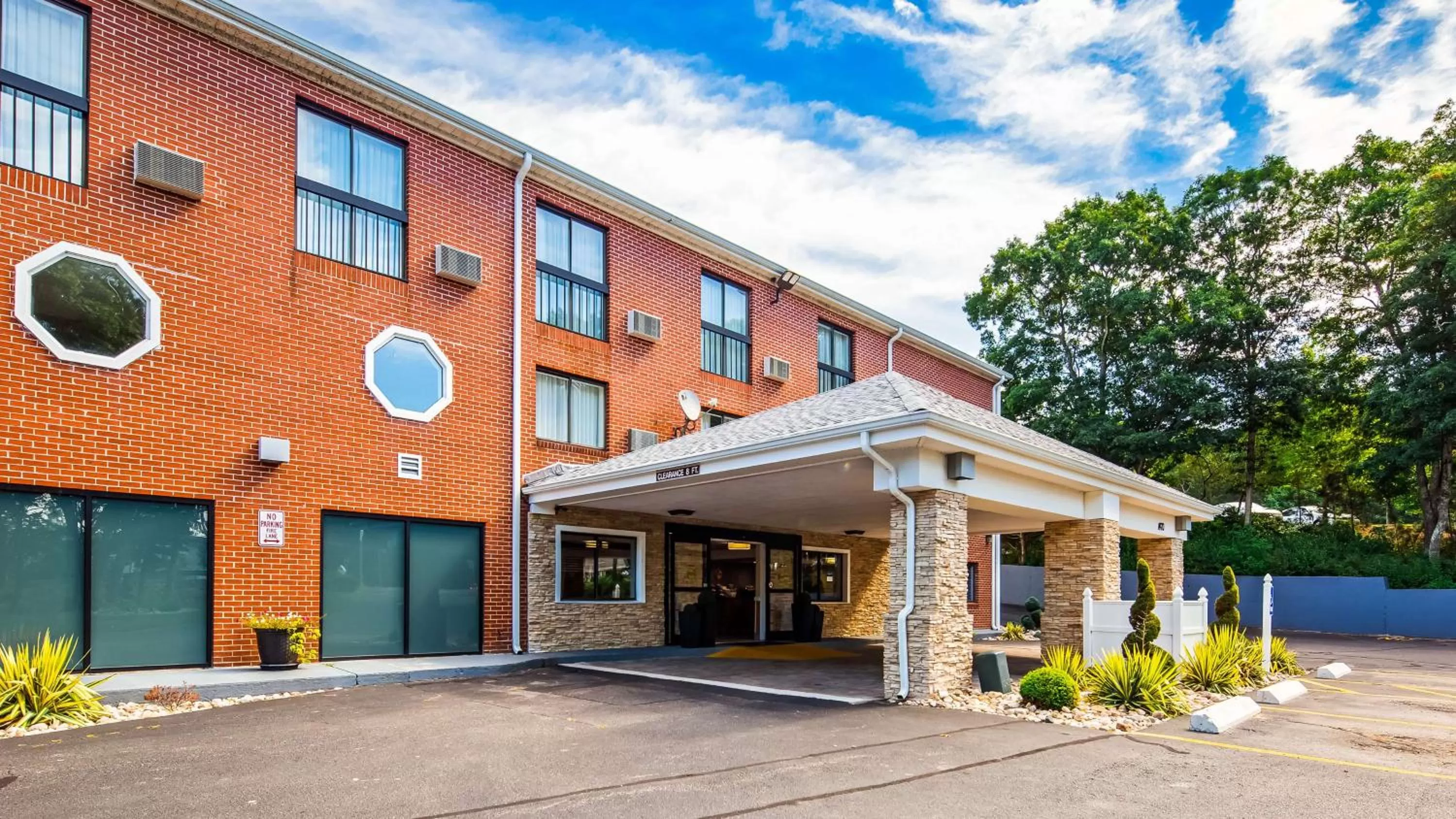 Property building in Best Western Cape Cod Hotel