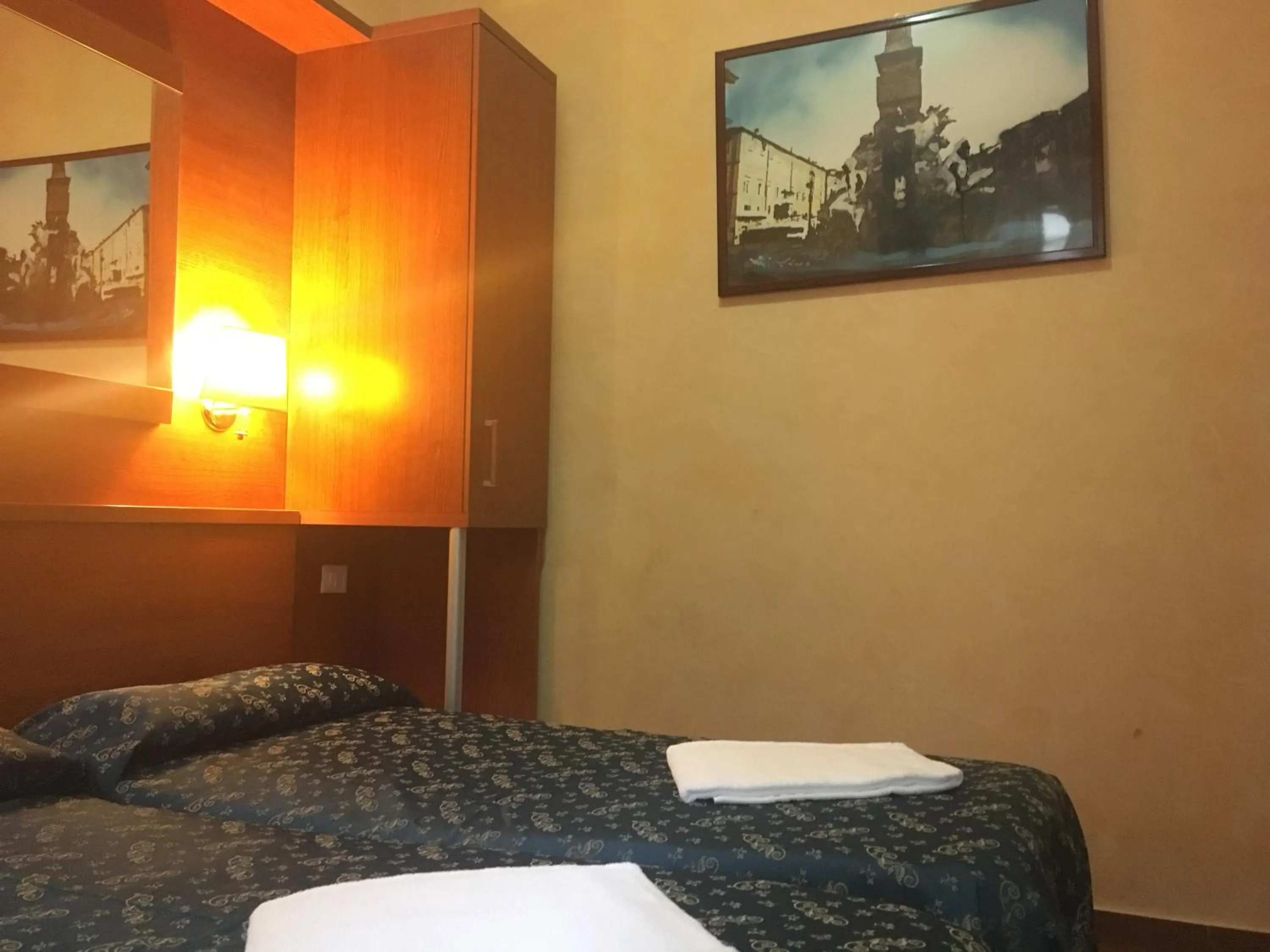 Decorative detail, Bed in Toffa Place In Rome