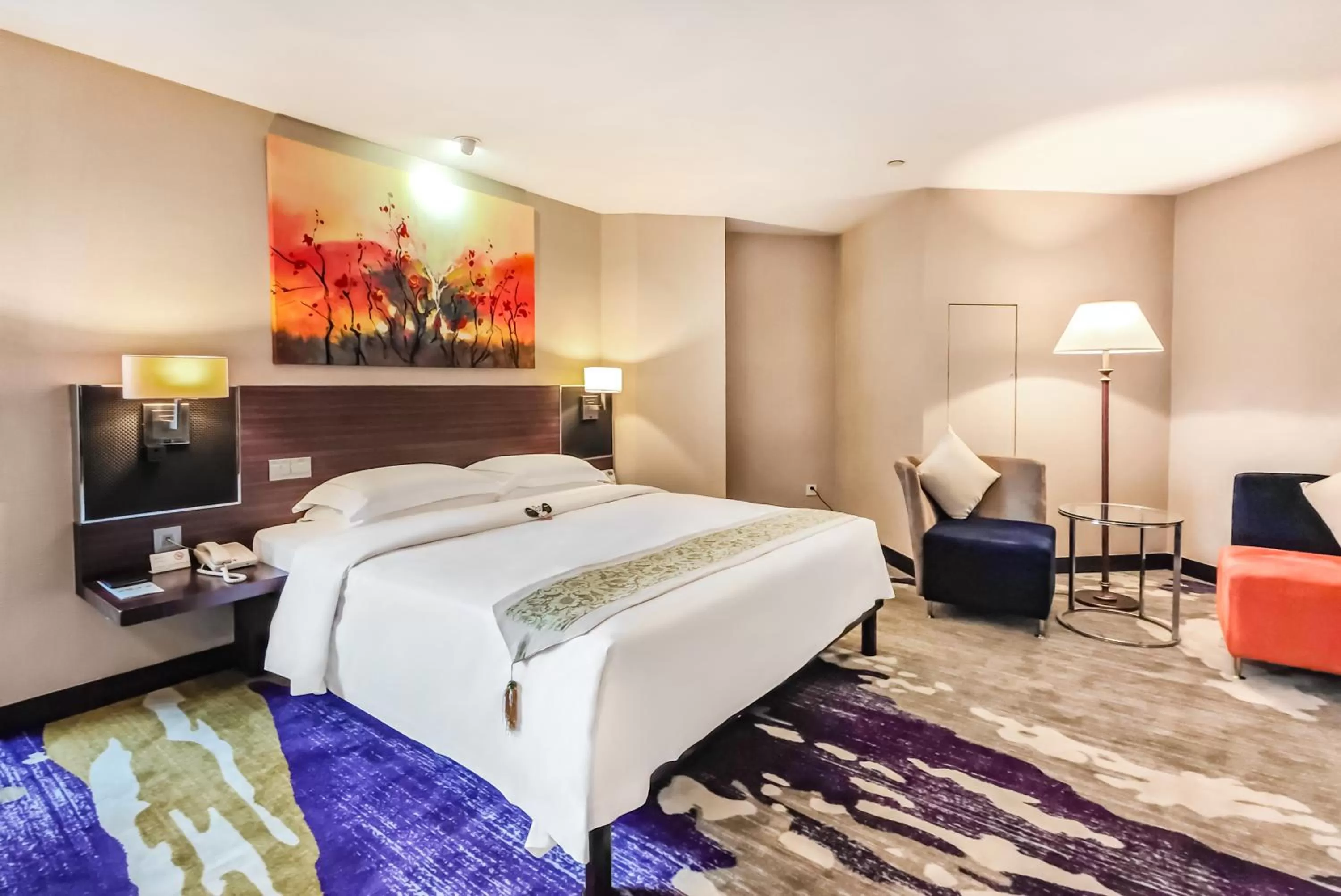 Photo of the whole room in The Pavilion Century Tower (Huaqiang NorthBusiness Zone)