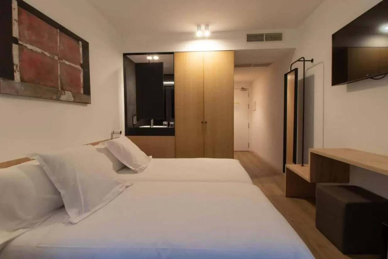 Bed in Hotel Cortabitarte