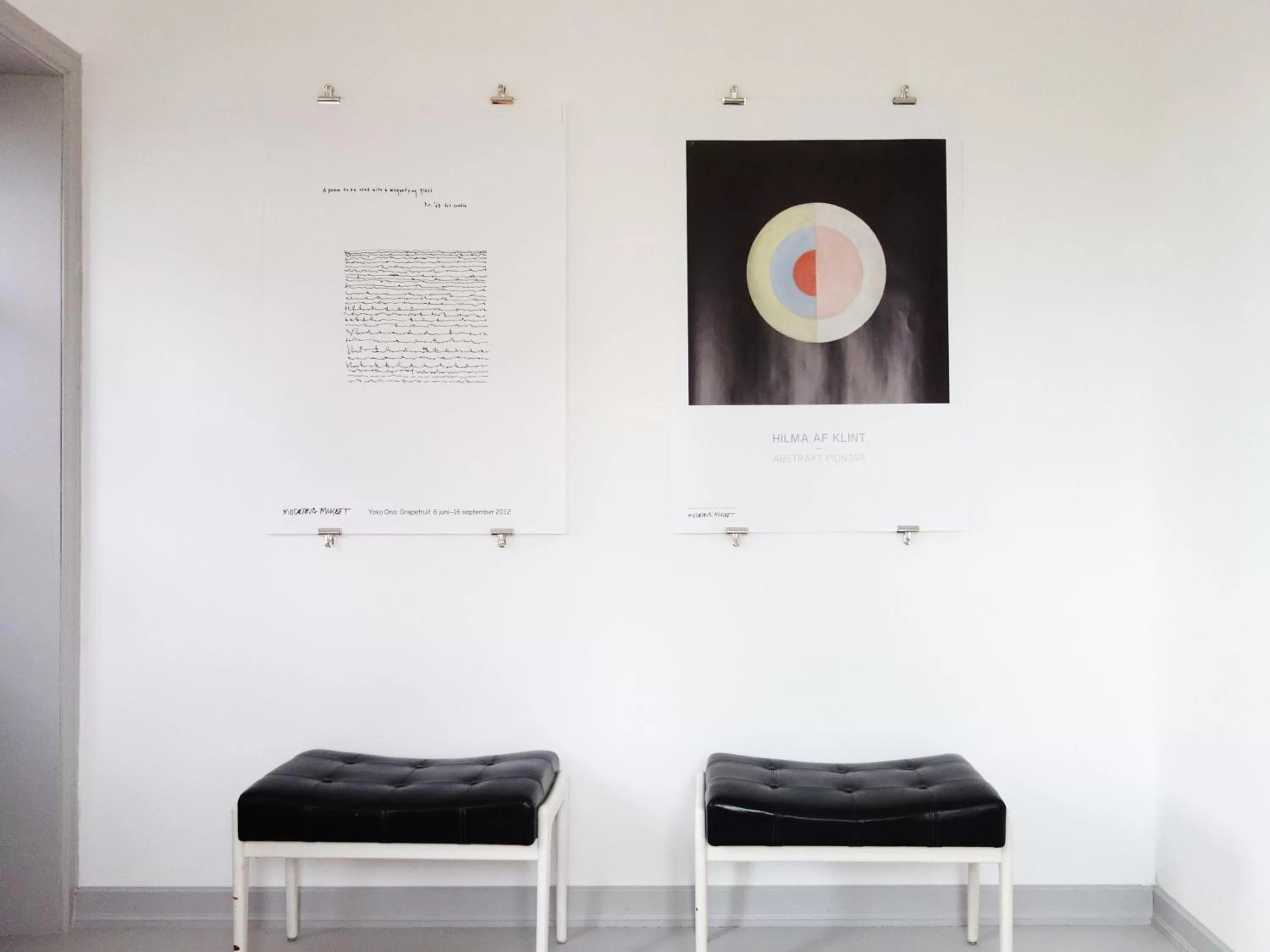 Communal lounge/ TV room in Vikens bed and Breakfast