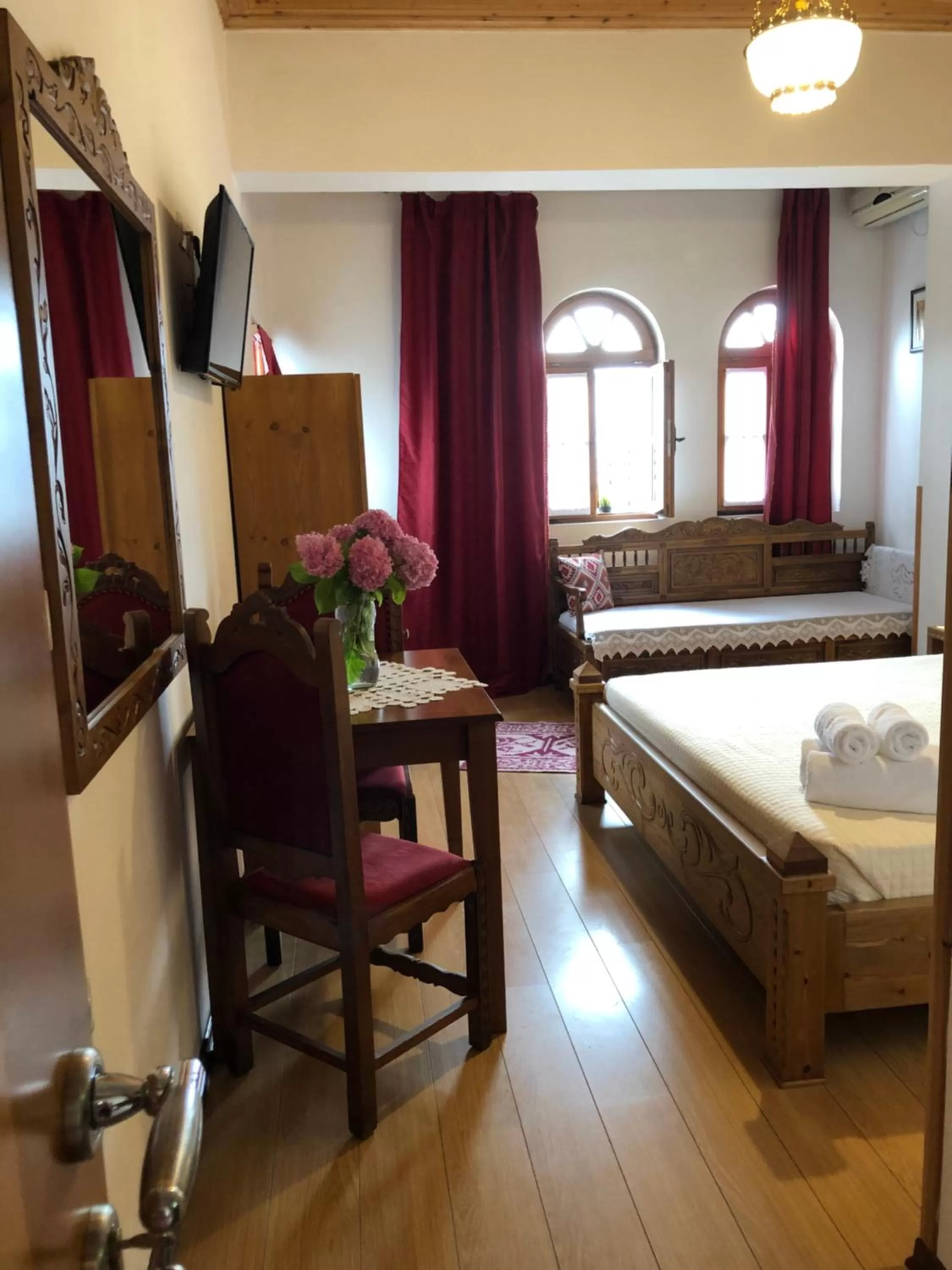 Bed in Hotel Gjirokastra