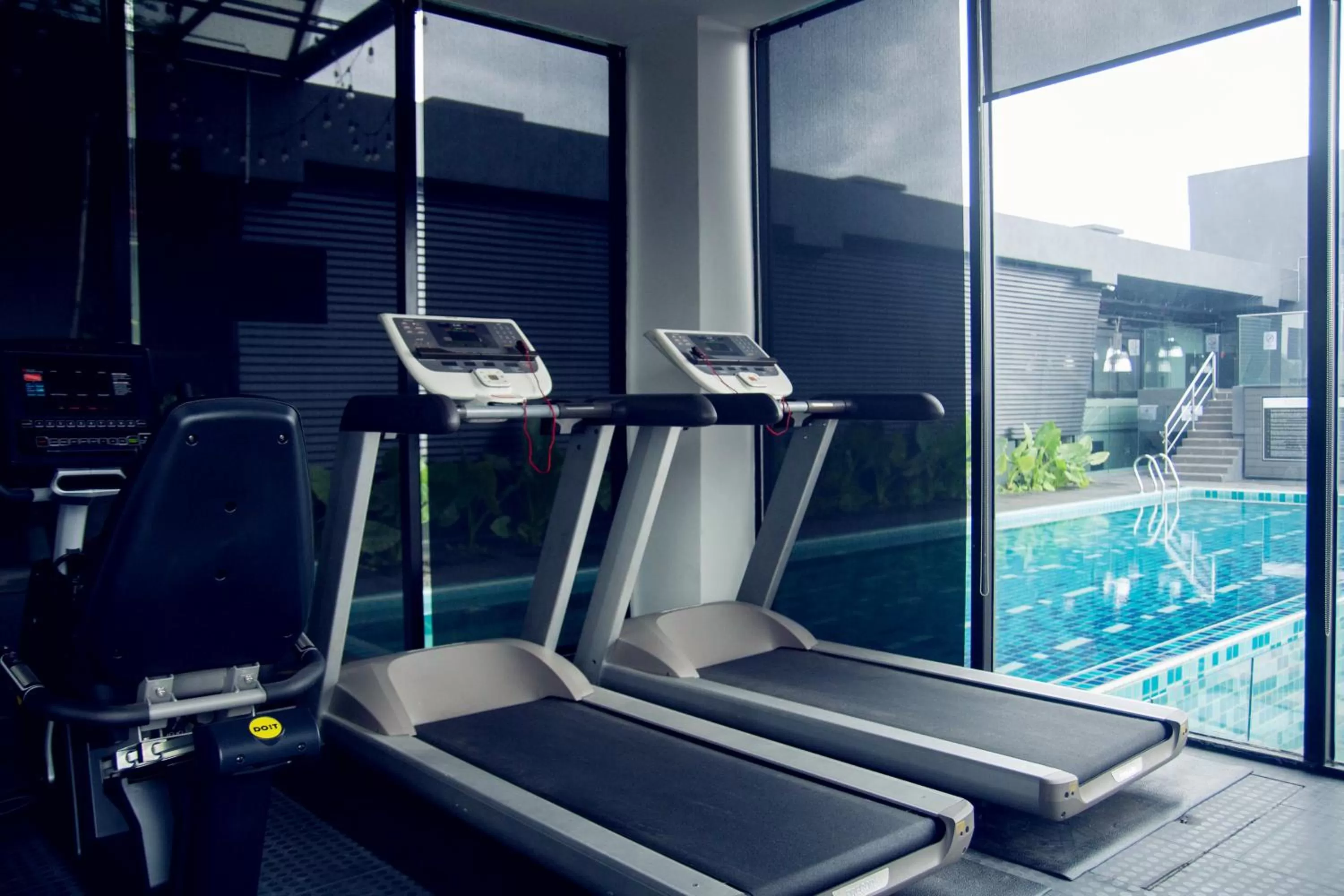 Fitness centre/facilities in M Roof Hotel & Residences