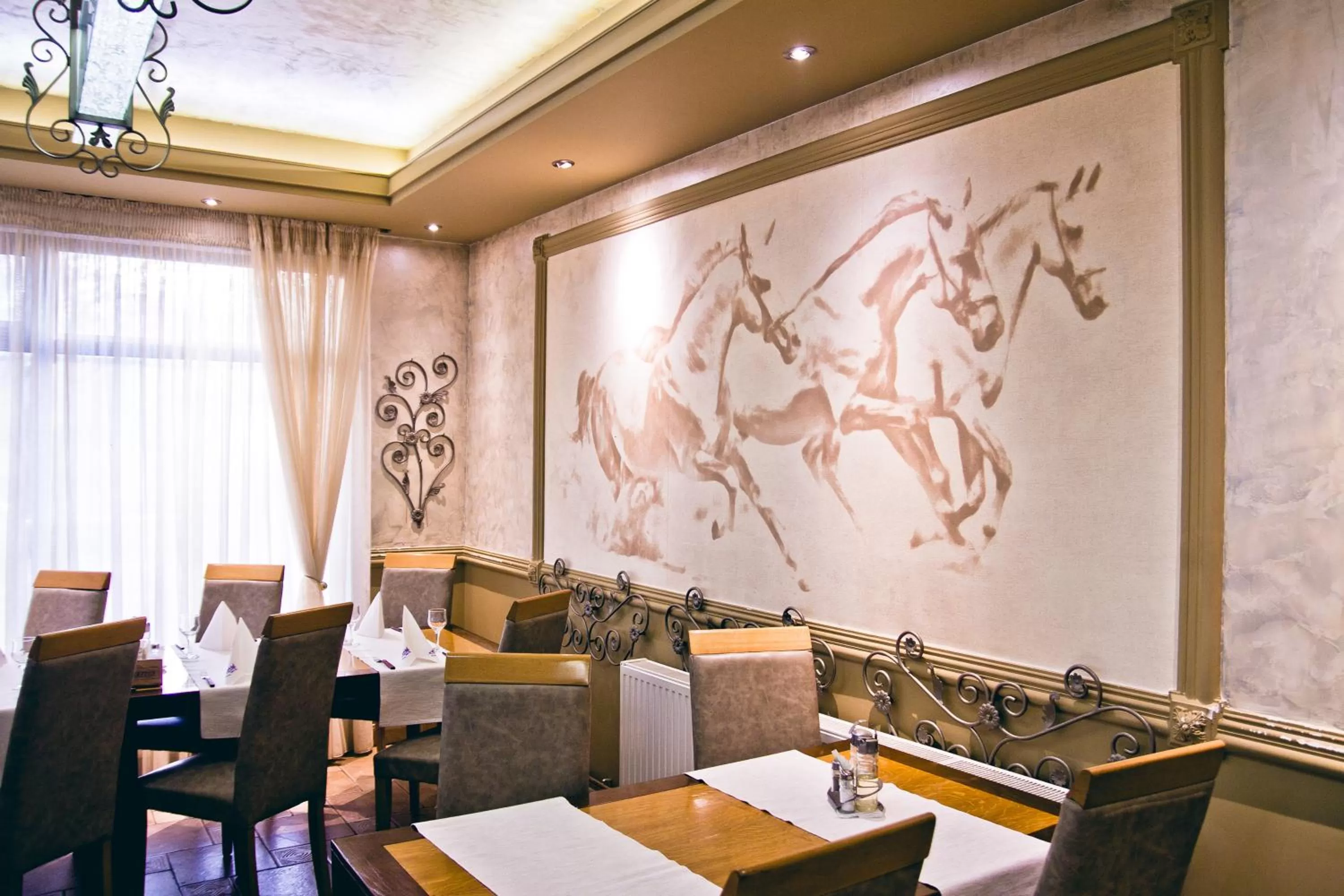 Restaurant/places to eat in Hotel Bakarni Lonac