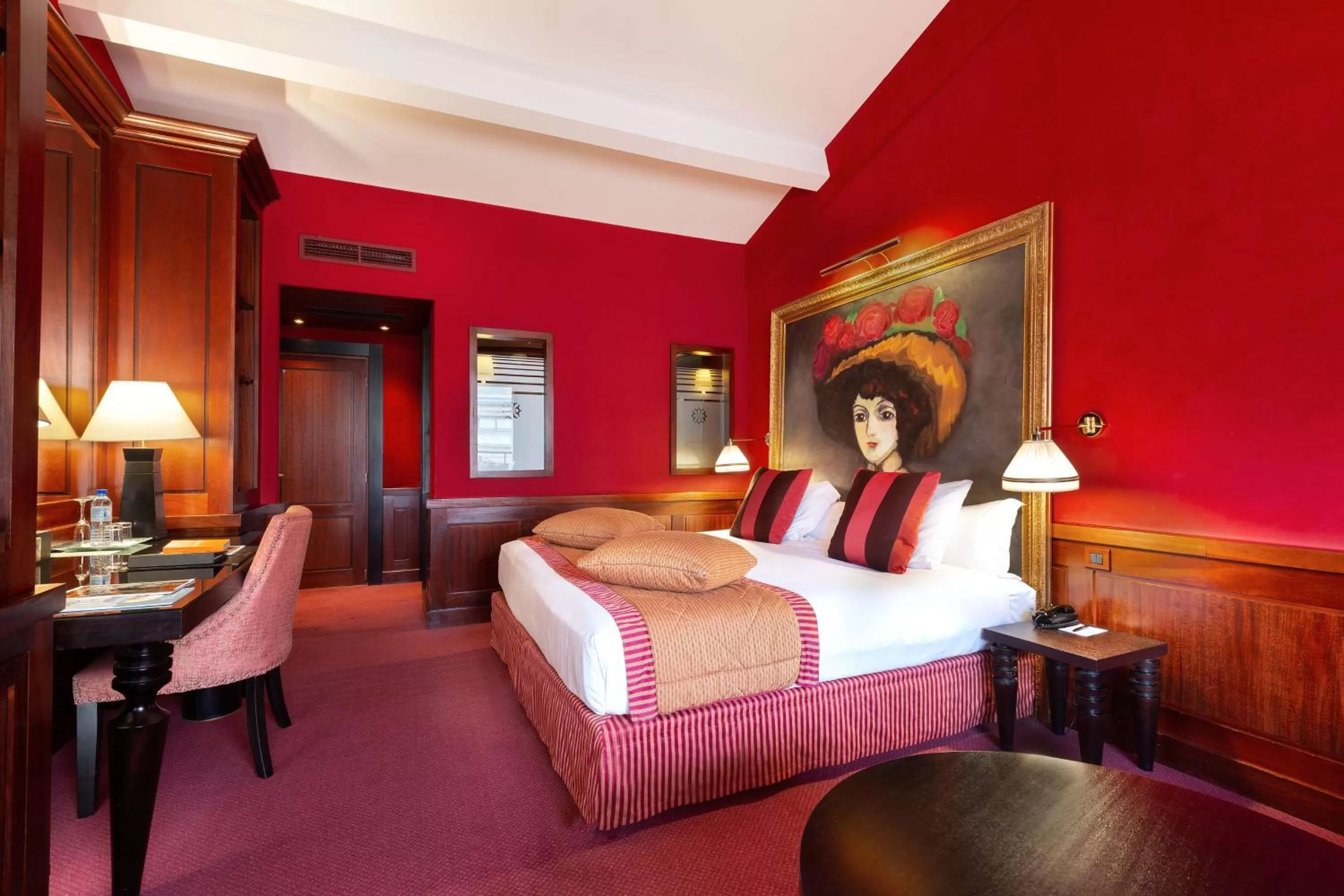 Bedroom, Bed in Grand Hotel de l'Opera - BW Premier Collection