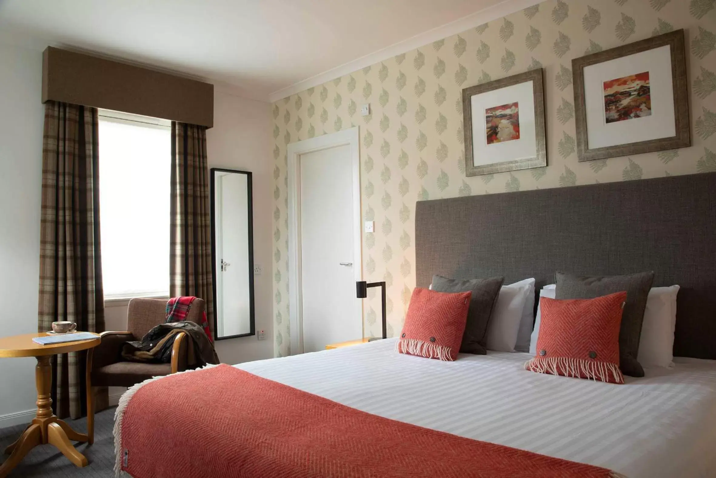 Guest Double or Twin Room in The Murray Park Hotel Guest Double or Twin Room in The Murray Park Hotel