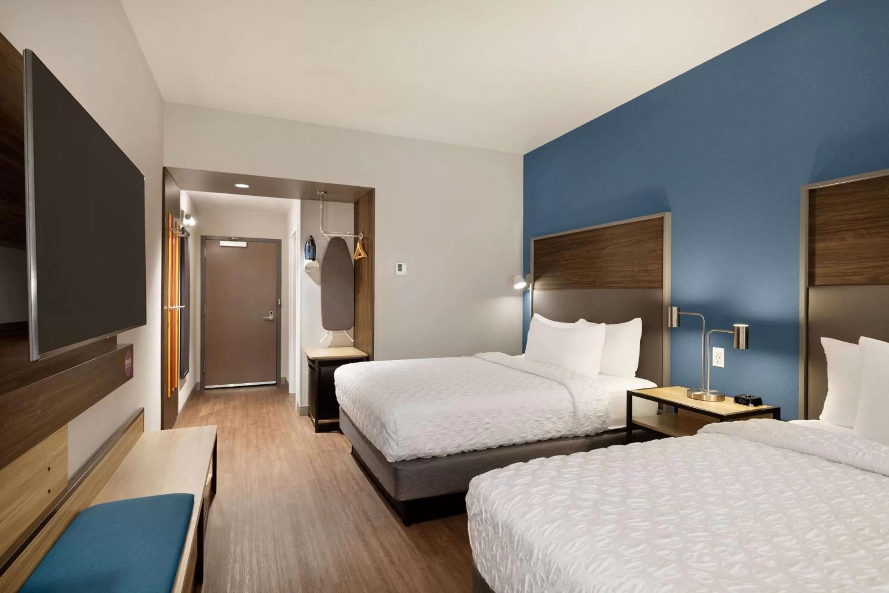 Bedroom, Bed in Tru By Hilton Ogden, Ut