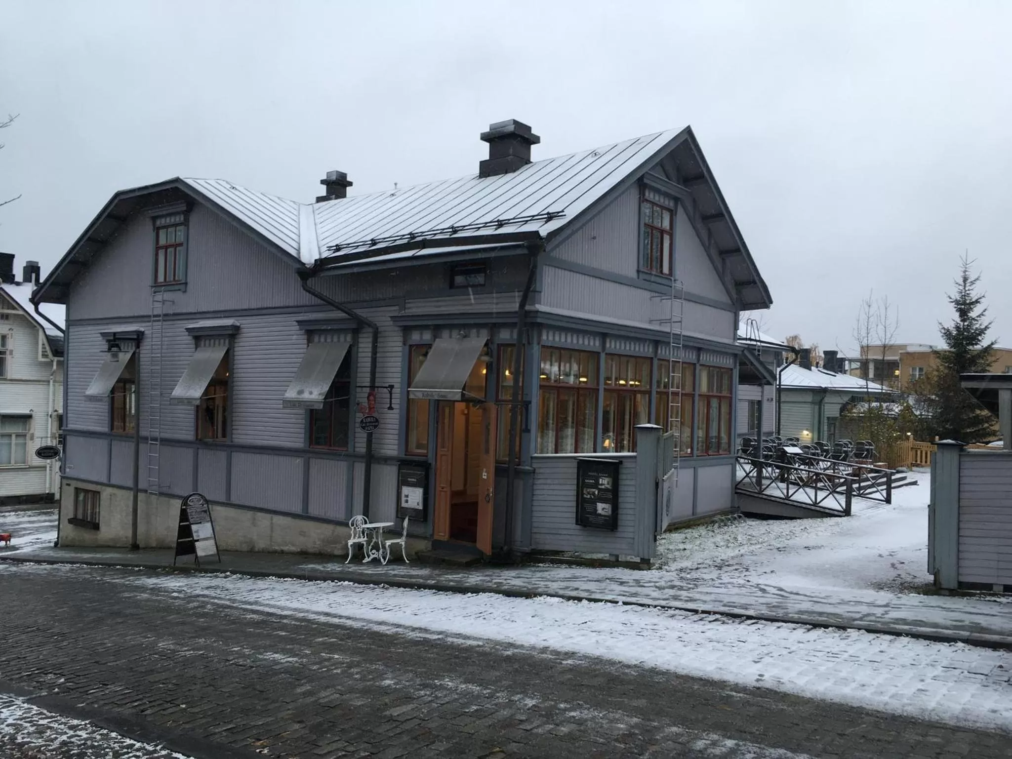 Facade/entrance in Cafe-Restaurant & Hotel Saima